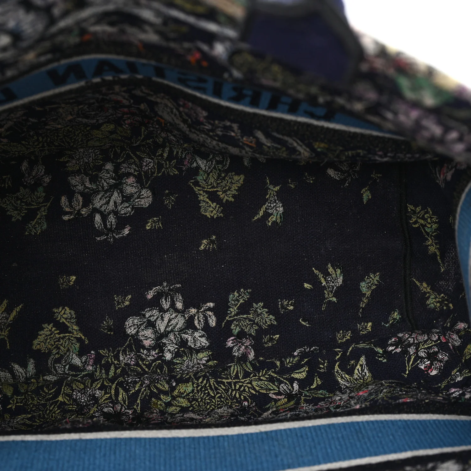 Canvas Embroidered Large Toile de Jouy Book Tote Blue Multicolor - Image 5