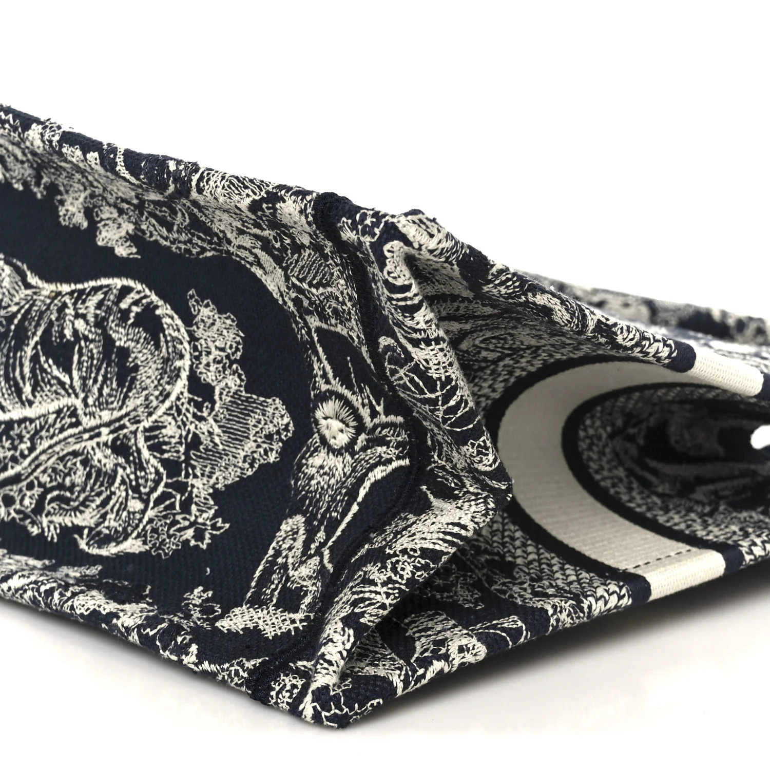Canvas Embroidered Small Dioriviera Toile De Jouy Book Tote Blue - Image 10