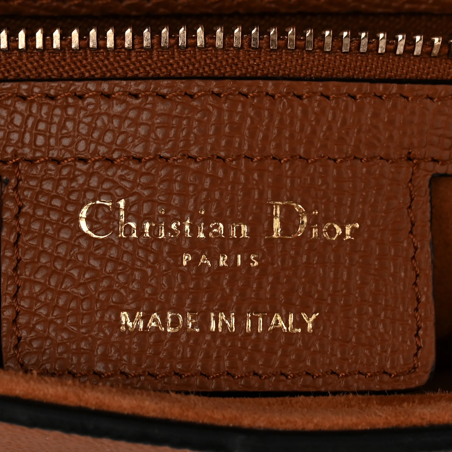 Grained Calfskin Saddle Bag Camello - Image 6