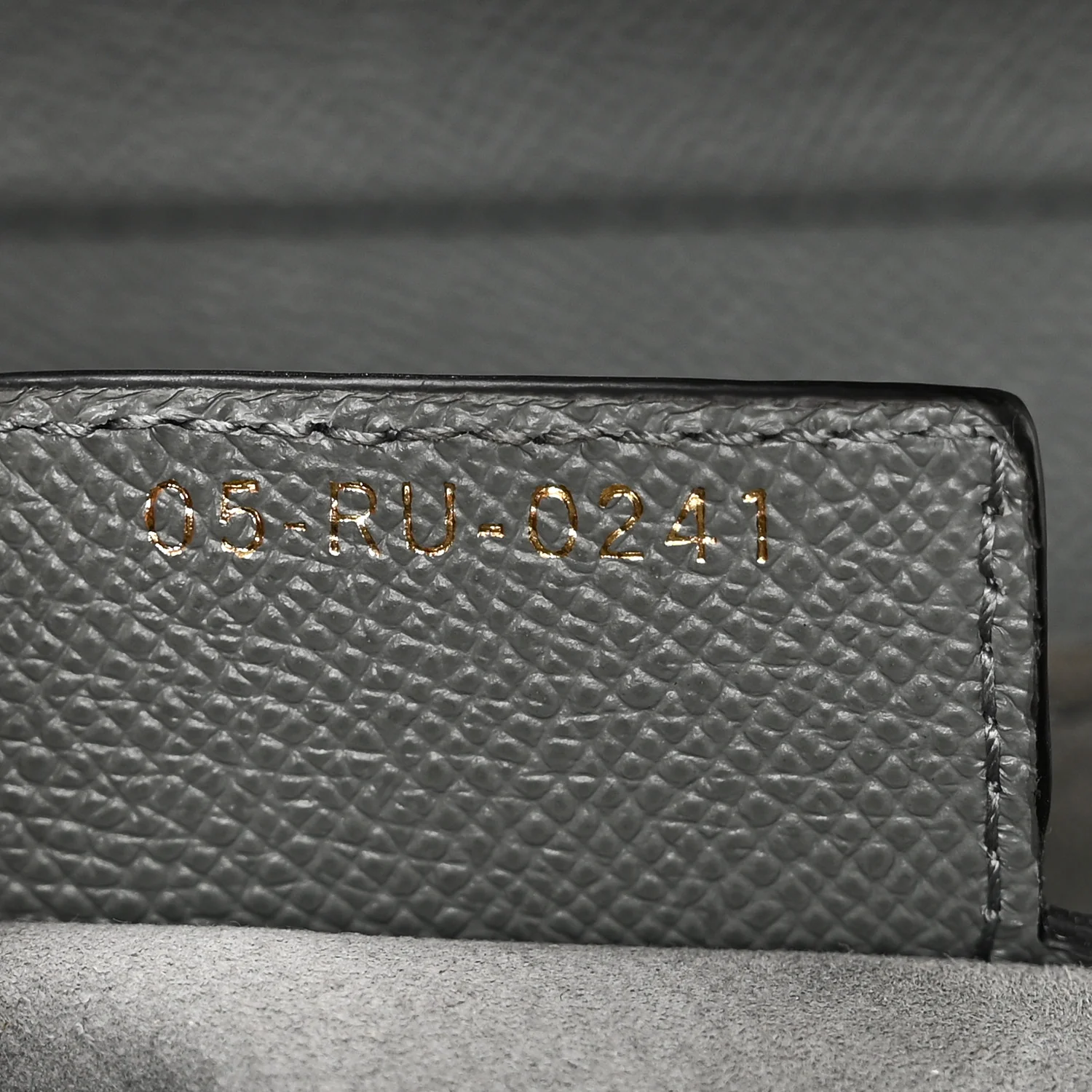 Grained Calfskin Saddle Bag Grey Stone - Image 7