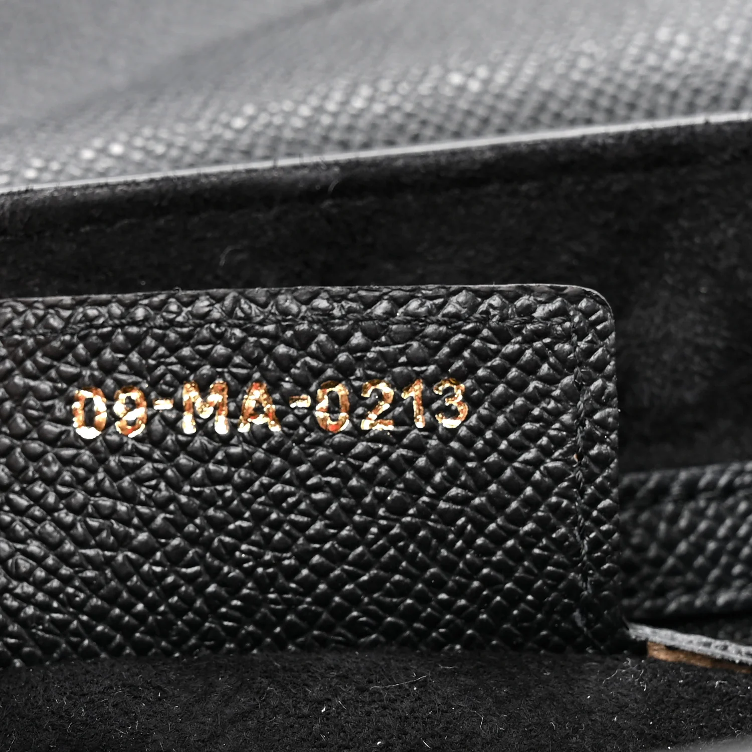 Grained Calfskin Saddle Bag With Strap Black - Image 7
