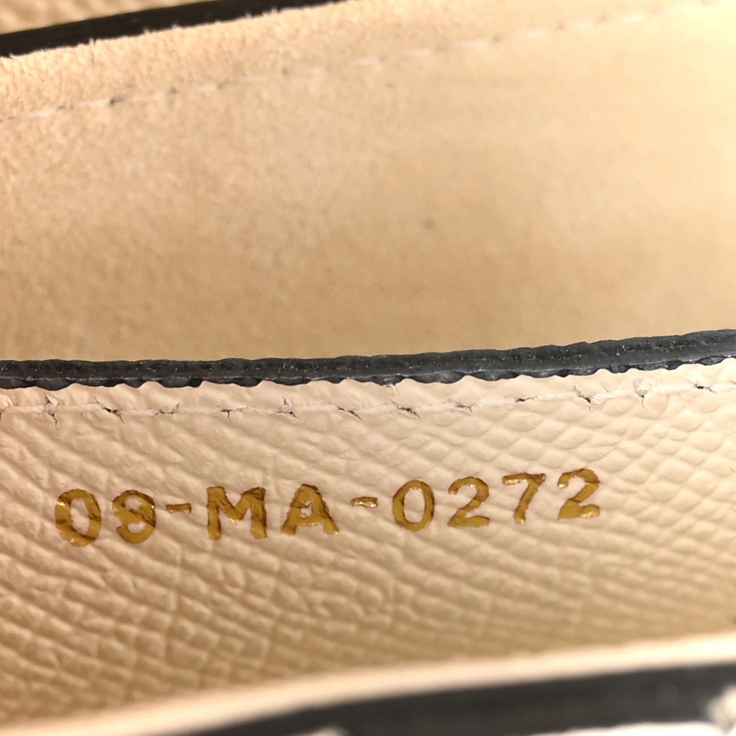 Grained Calfskin Saddle Bag With Strap Latte - Image 7