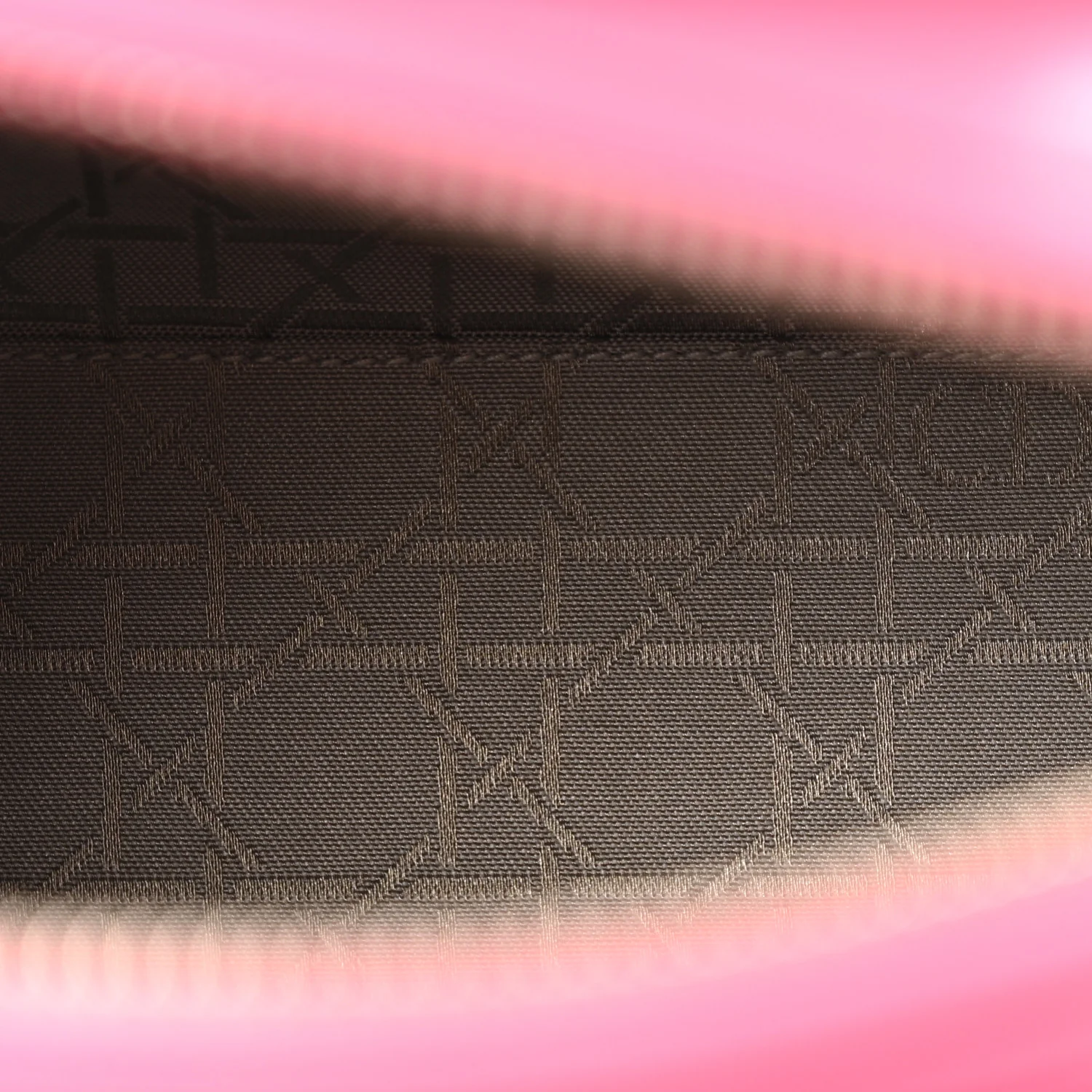 Lambskin Cannage Medium Lady Dior Fuchsia - Image 5