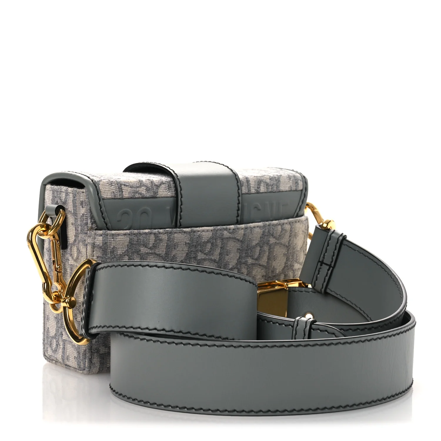 Oblique 30 Montaigne Box Bag Grey - Image 3