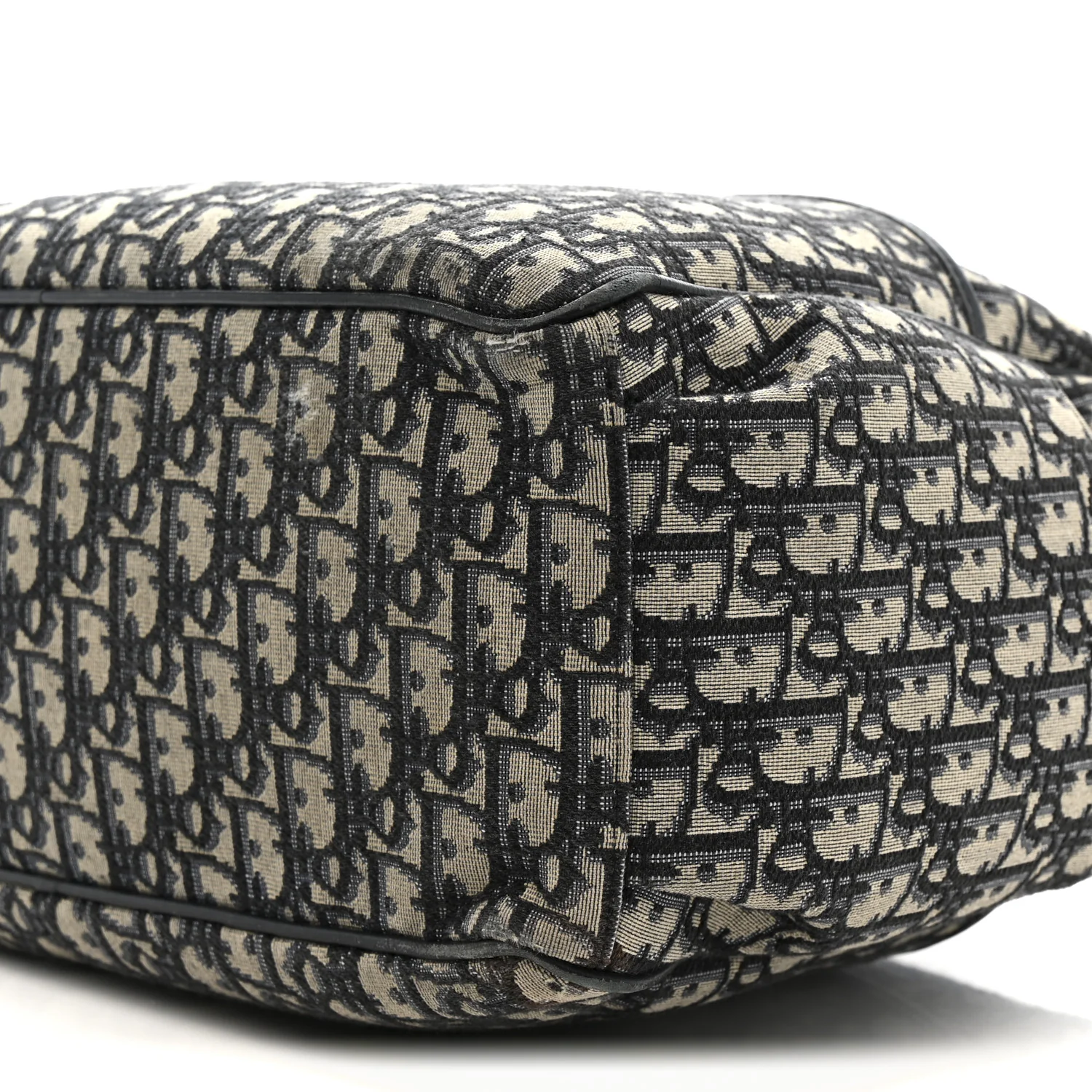Oblique Baby Changing Bag Beige Black - Image 10