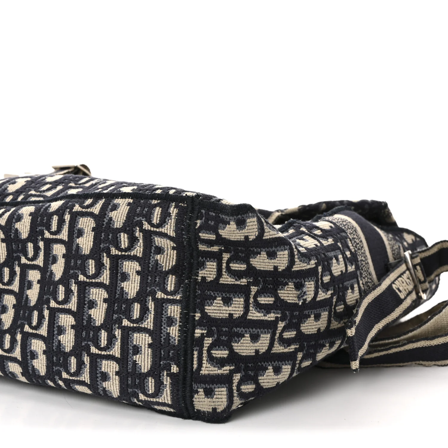 Oblique Medium Diorcamp Messenger Blue - Image 9