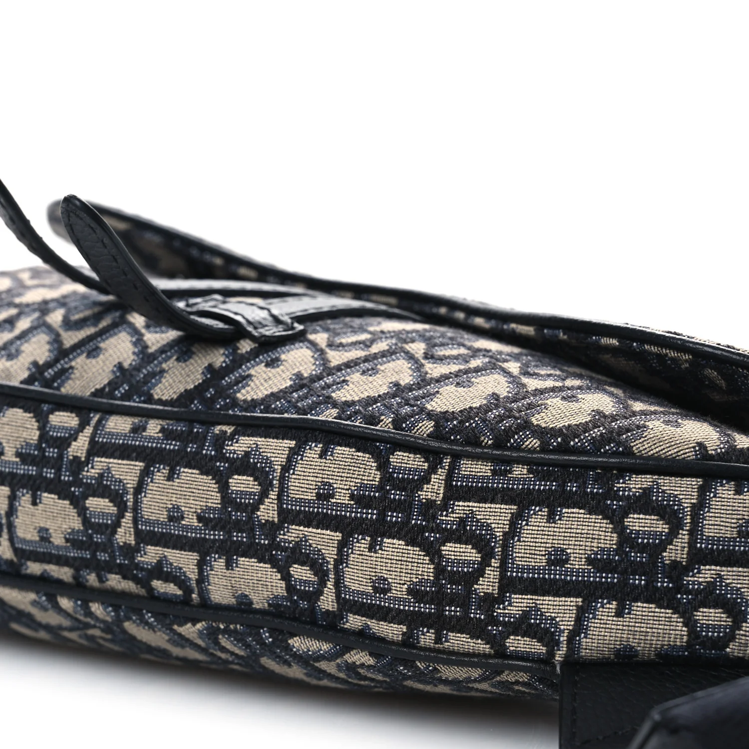 Oblique Mens Saddle Bag Blue - Image 10