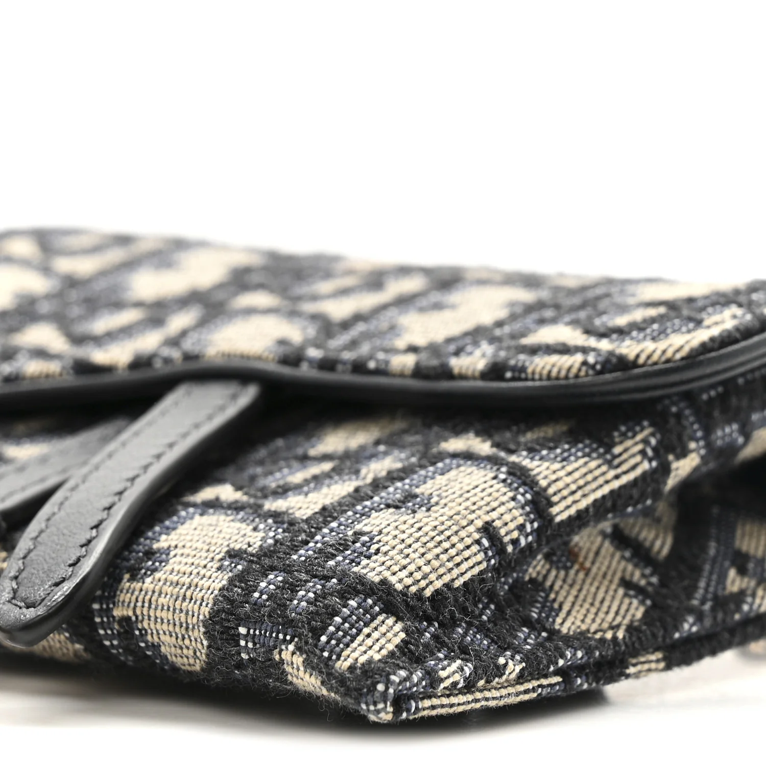 Oblique Nano Saddle Chain Pouch Blue - Image 9