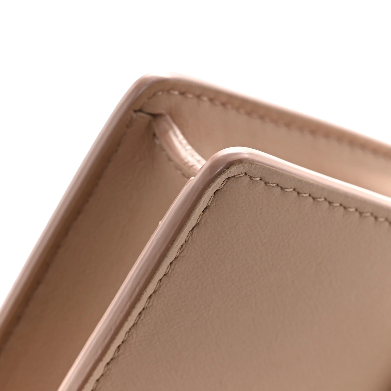 Ultra Matte Calfskin Belt Bag Fard - Image 11