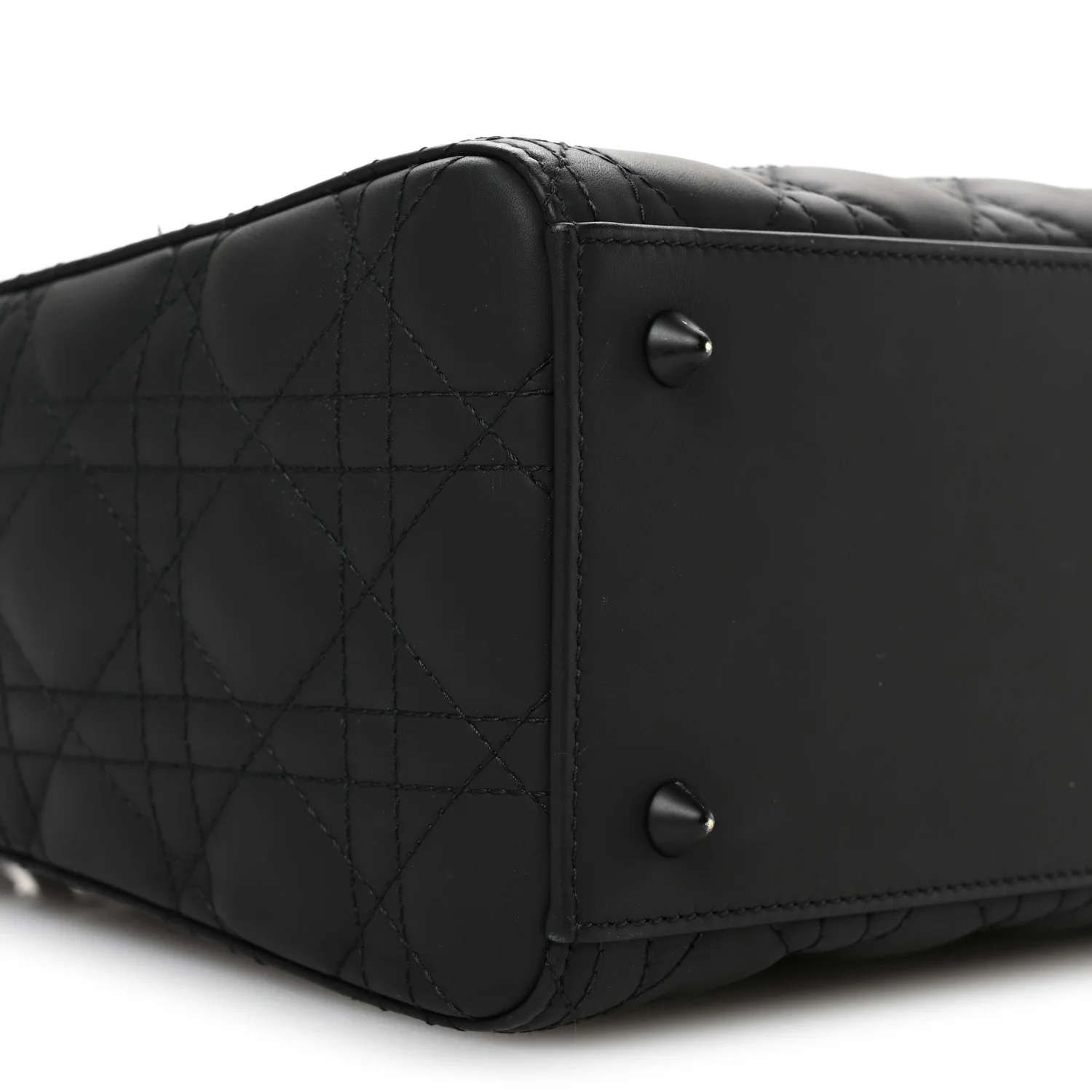 Ultra Matte Calfskin Cannage Medium Lady Dior Black - Image 9
