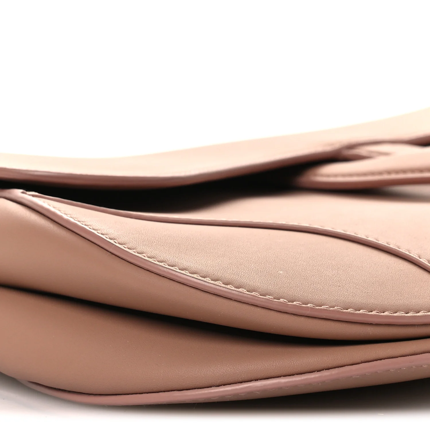 Ultra Matte Calfskin Saddle Bag Fard - Image 9