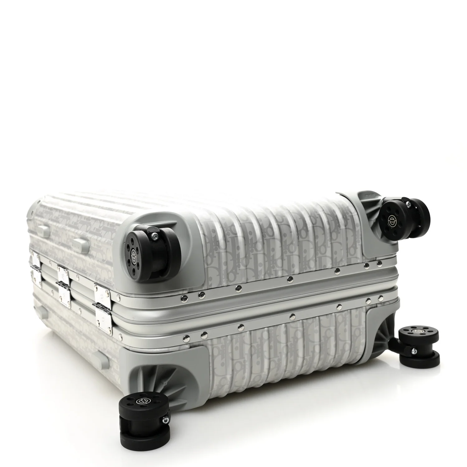 X RIMOWA Aluminum Gradient Cabin Luggage Silver - Image 3