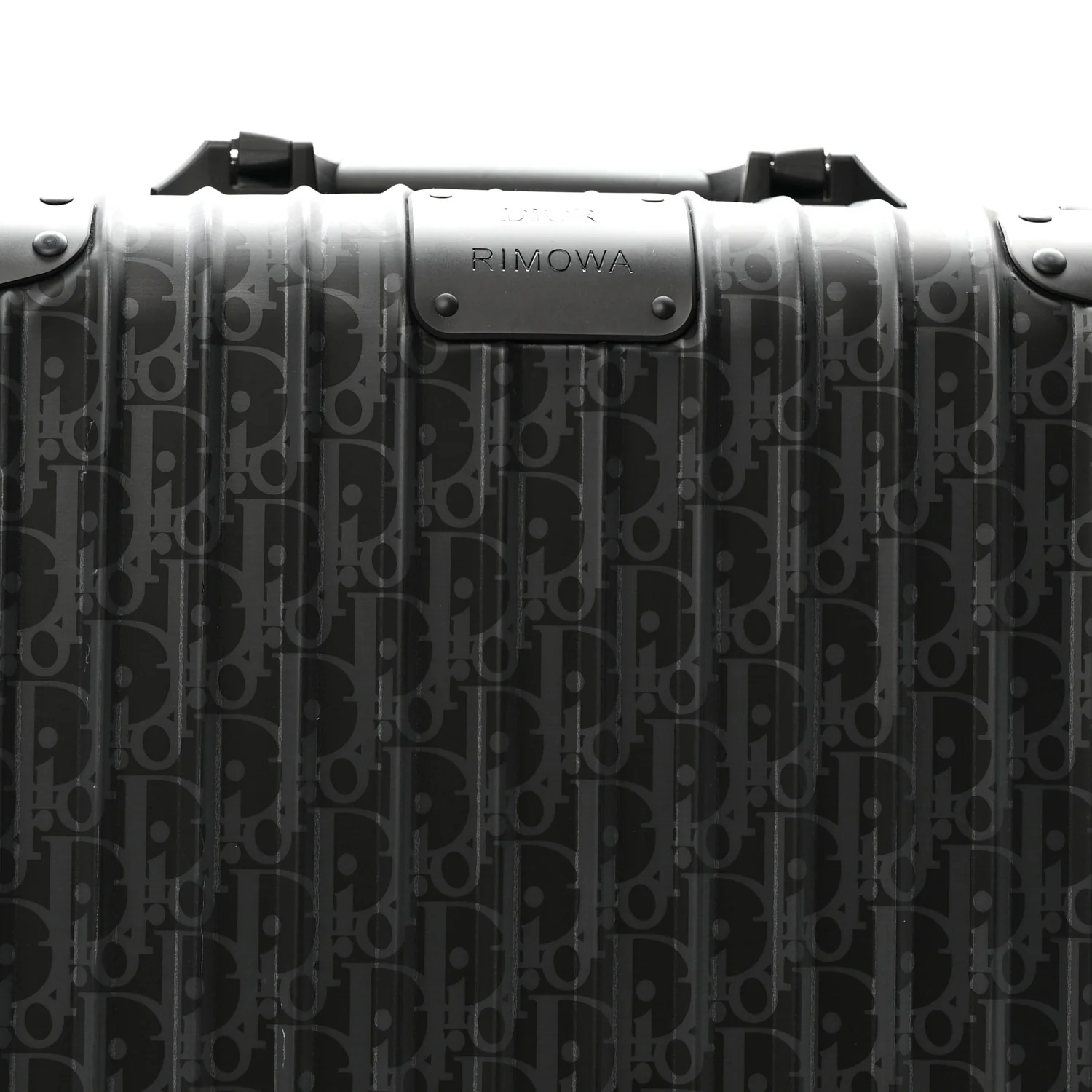 X RIMOWA Aluminum Gradient Original Cabin Luggage Black - Image 6