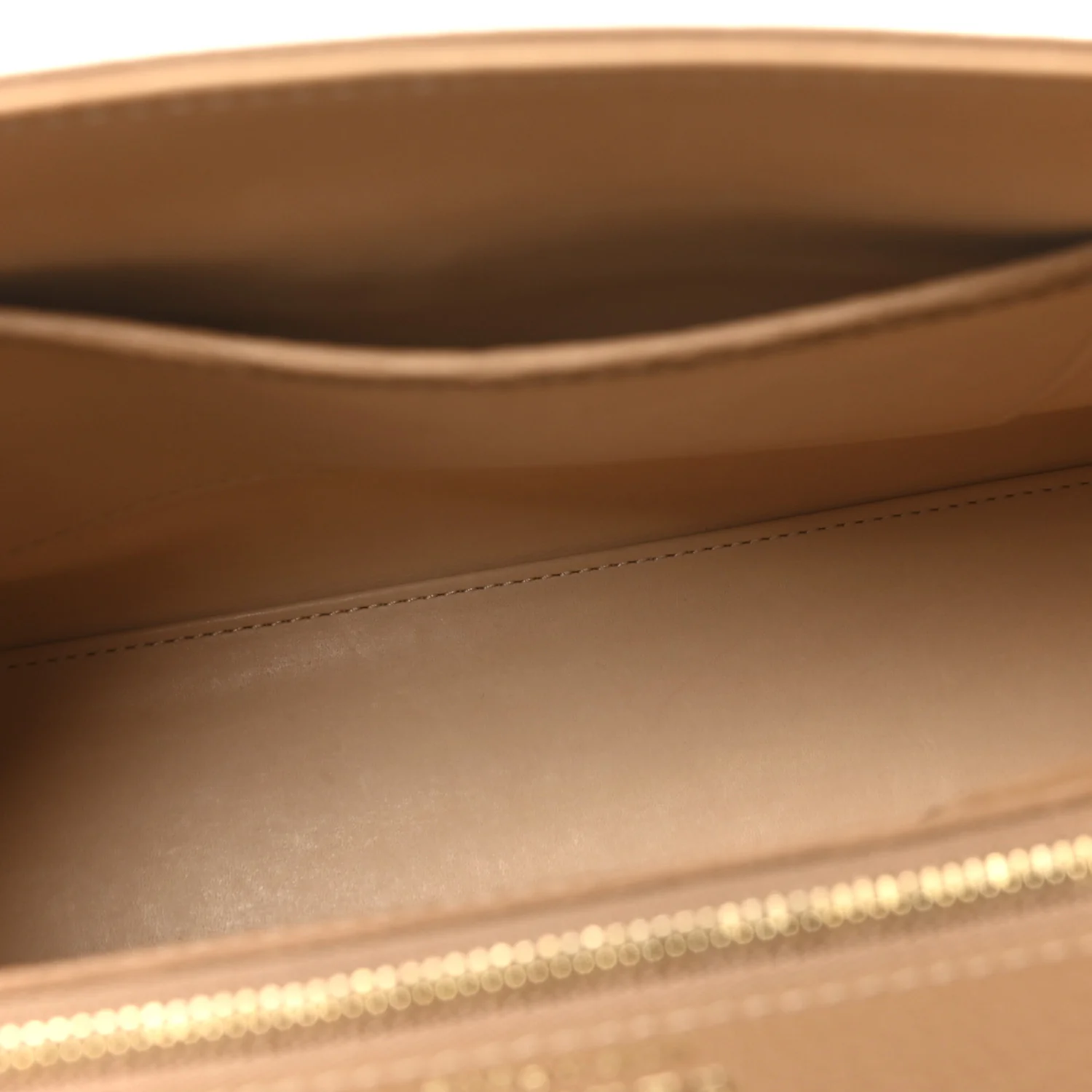 Crispy Calfskin MM Tempete Satchel Beige - Image 6