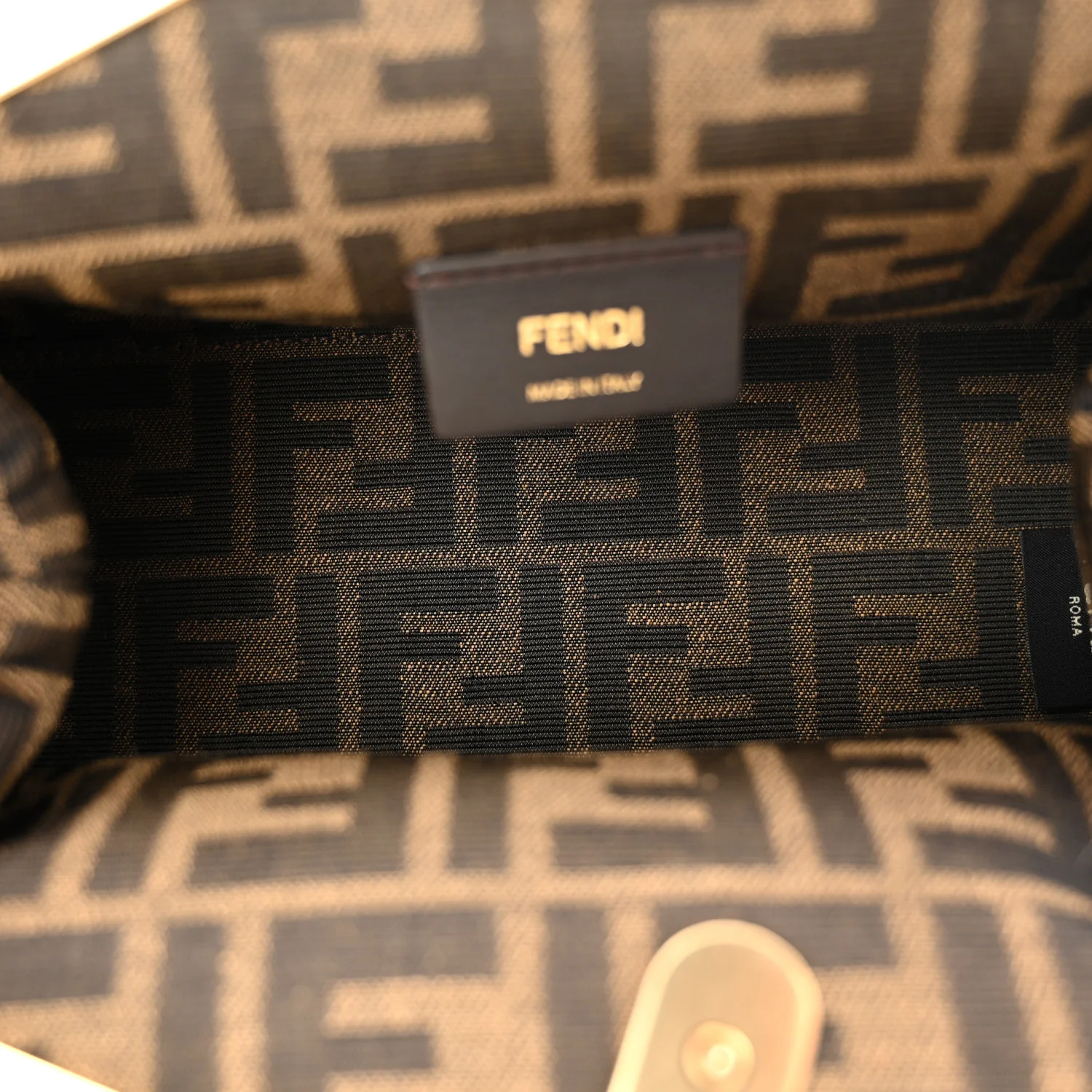 Baby Mongolian Nappa Small Fendi First White Fondente - Image 5
