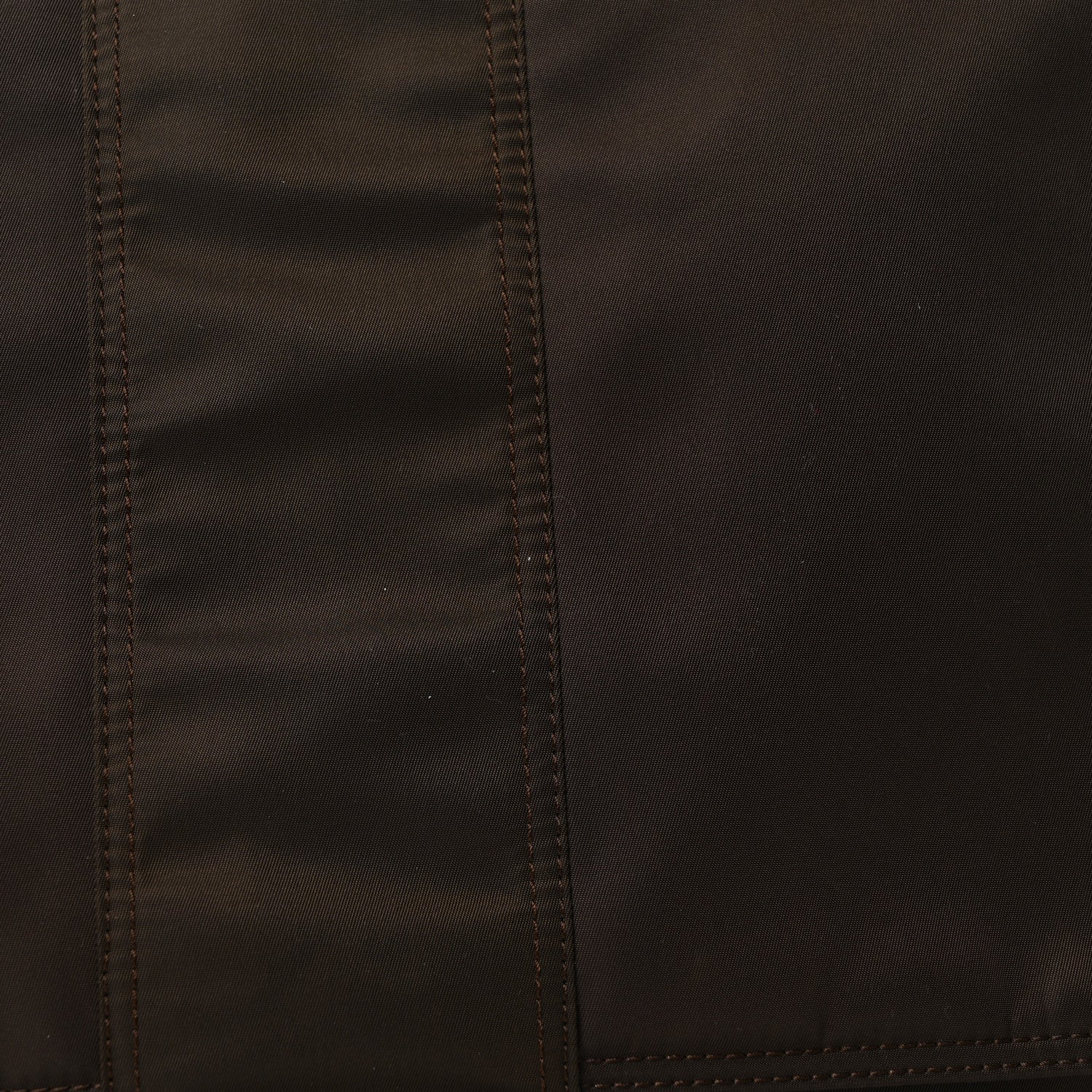 Econyl Nylon Cuoio Romano Monochrome Large Baguette Messenger Bag Ebano - Image 8