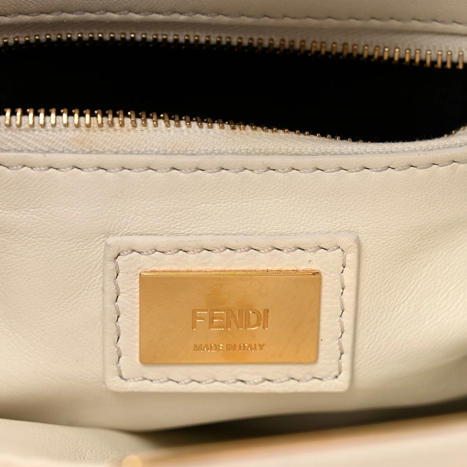 Nappa Rosebud Mini Peekaboo Iconic Satchel Bianco - Image 6