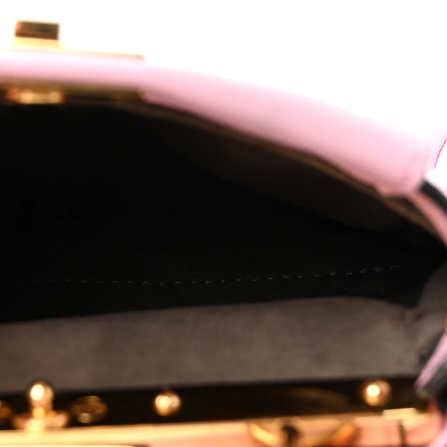 Shiny Nappa Micro Peekaboo Iconic Satchel Lavanda - Image 5