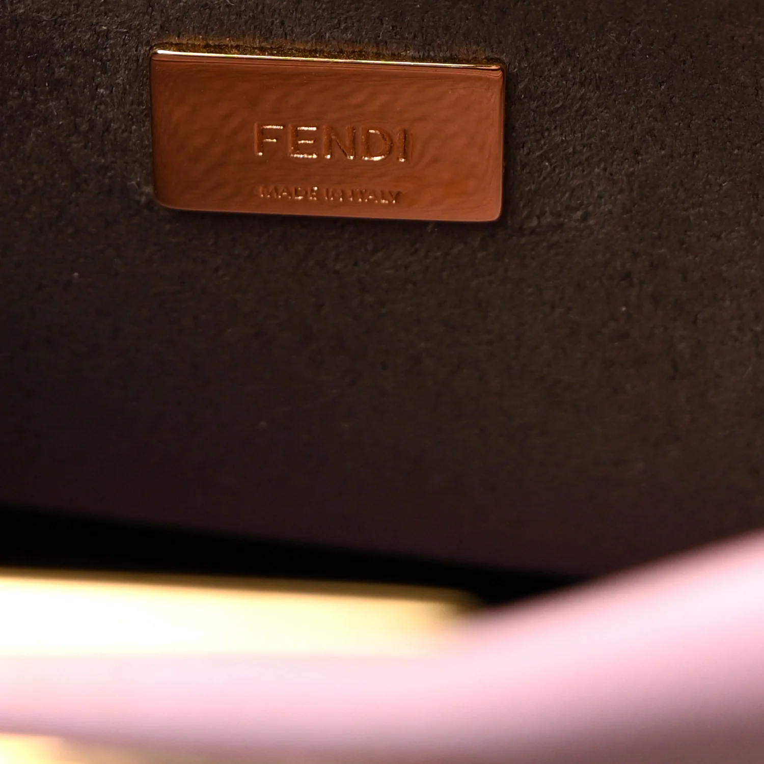 Shiny Nappa Micro Peekaboo Iconic Satchel Lavanda - Image 6