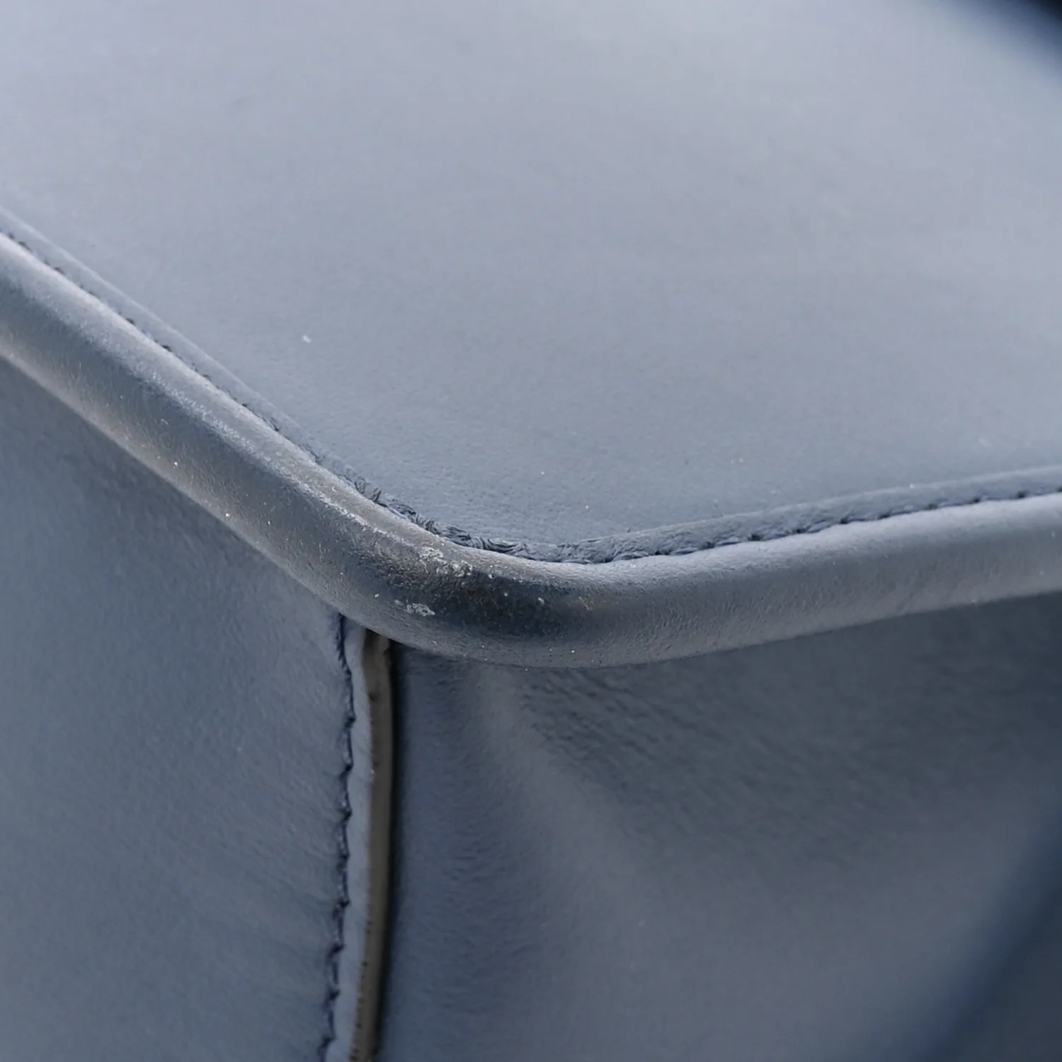 Vitello Century Opaco F is Fendi Kan I Shoulder Bag Blu Scuro - Image 14