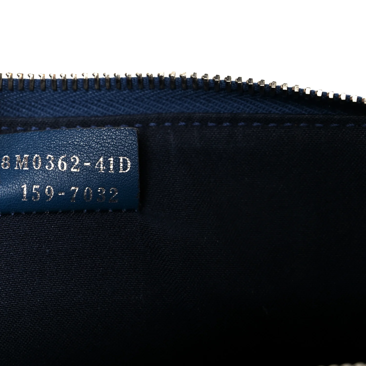 Vitello Dolce Fox Fur Monster Eyes Mini 2Jours Pouch Navy - Image 7