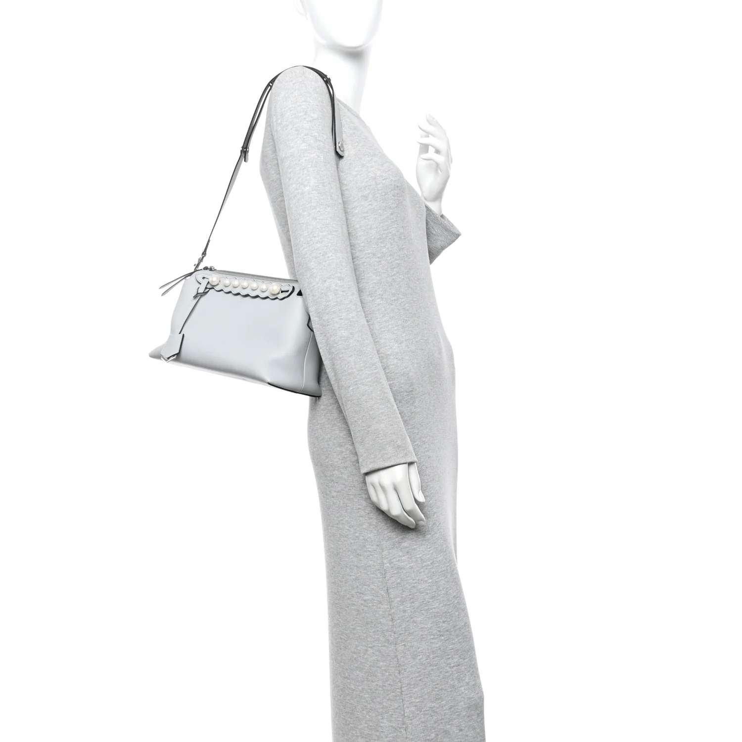 Vitello Dolce Pearl Scalloped Medium By The Way Boston Bag Grigio Perla - Image 2