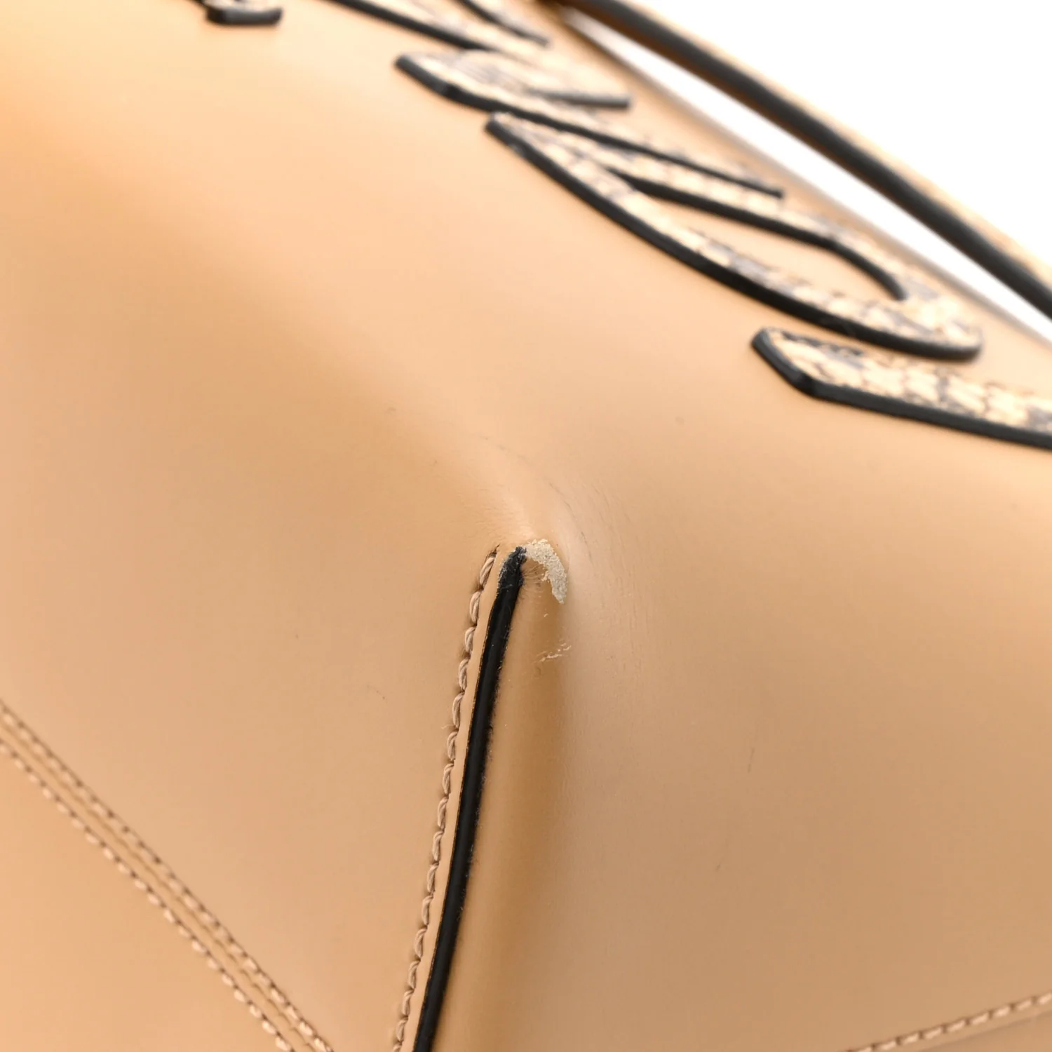 Vitello King Elaphe Python Print Logo Medium By The Way Boston Bag Miele Scuro Makeup - Image 11