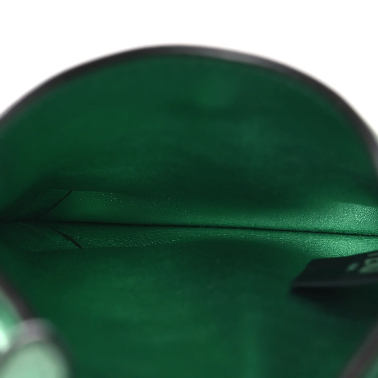 Vitello Laminato FF Diamonds Phone Pouch Verde Chiaro - Image 5