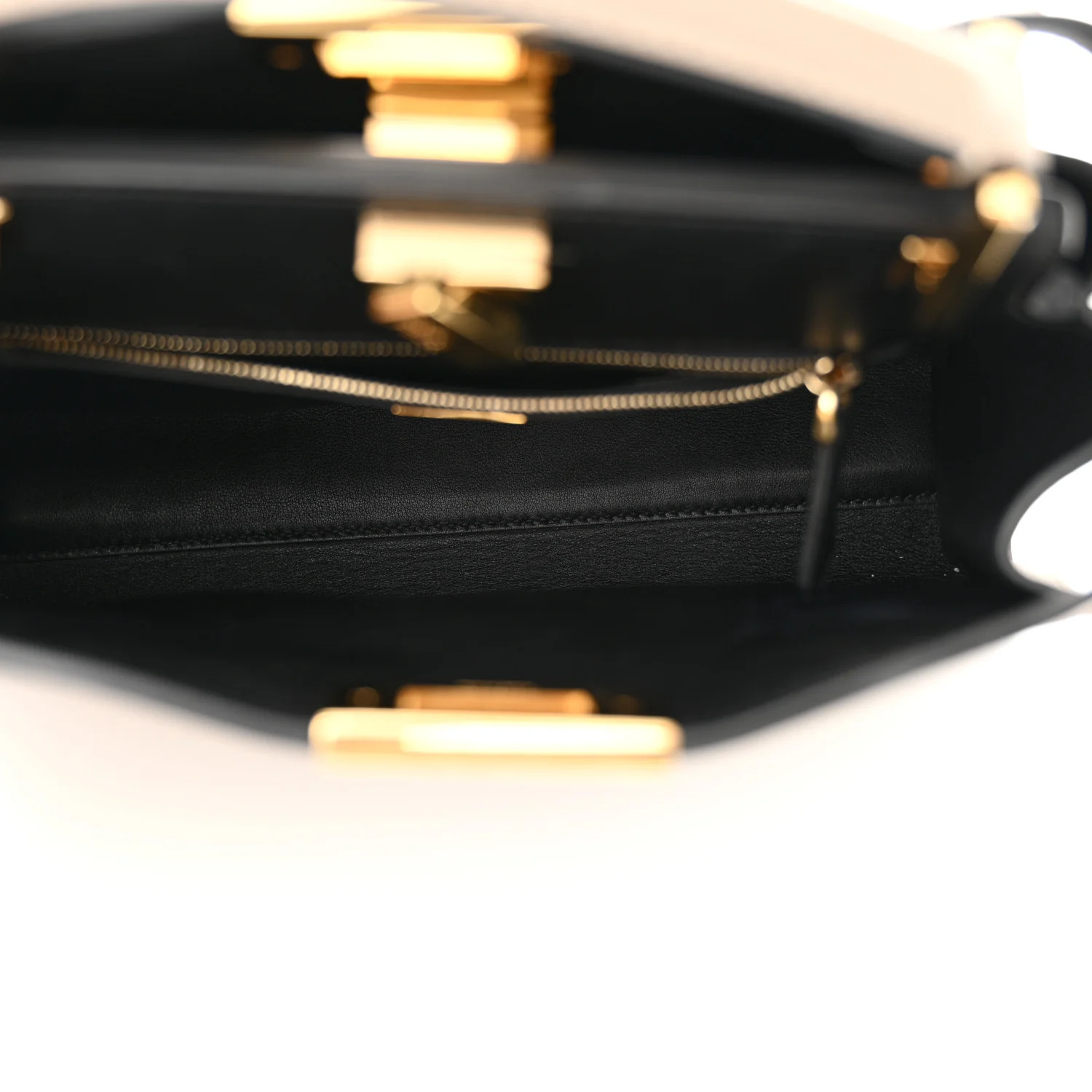 Vitello Tahiti Burro Medium Peekaboo Iconic Essentially Satchel Tortora Black - Image 5
