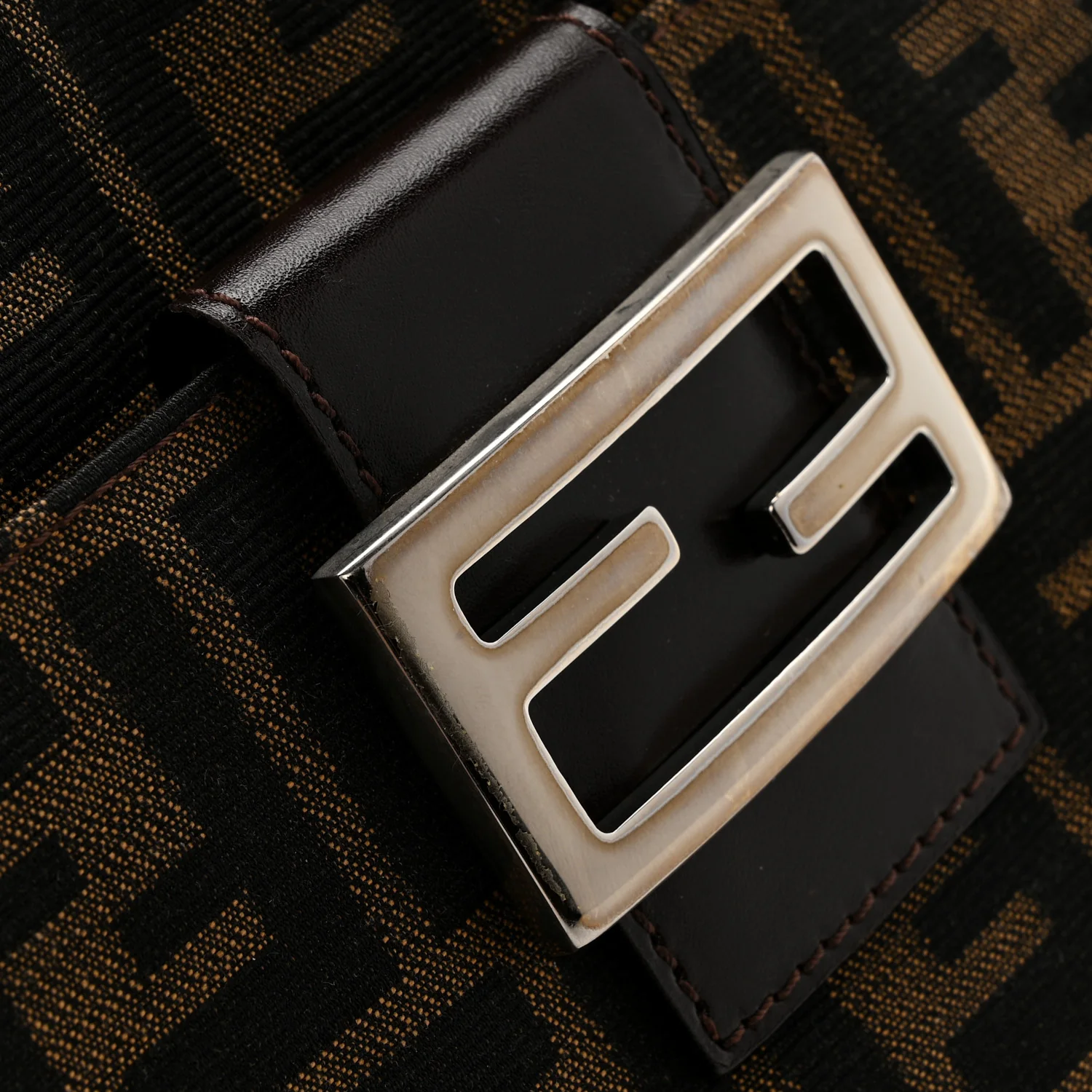 Zucca Baguette Shoulder Bag Tobacco - Image 11