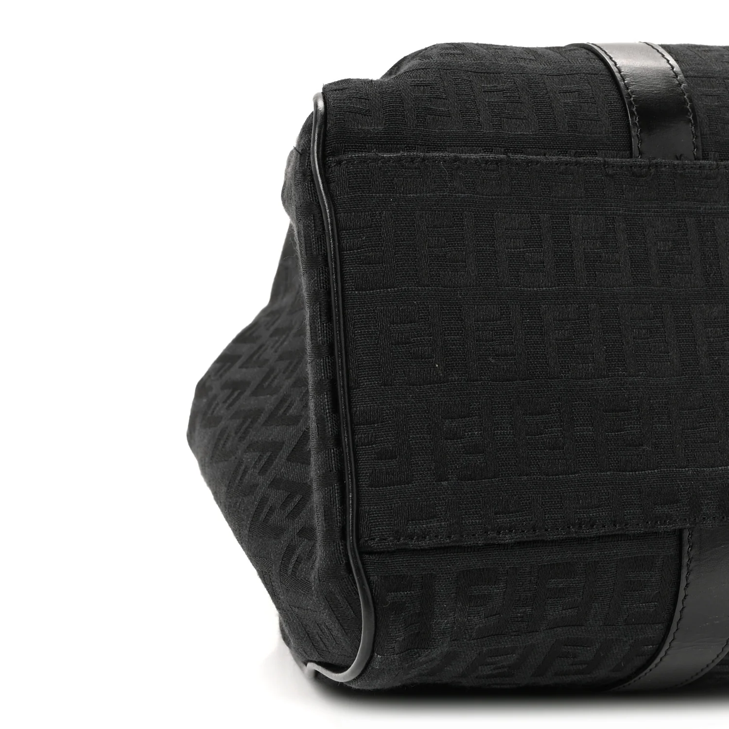 Zucchino Vitello Shoulder Bag Black - Image 8