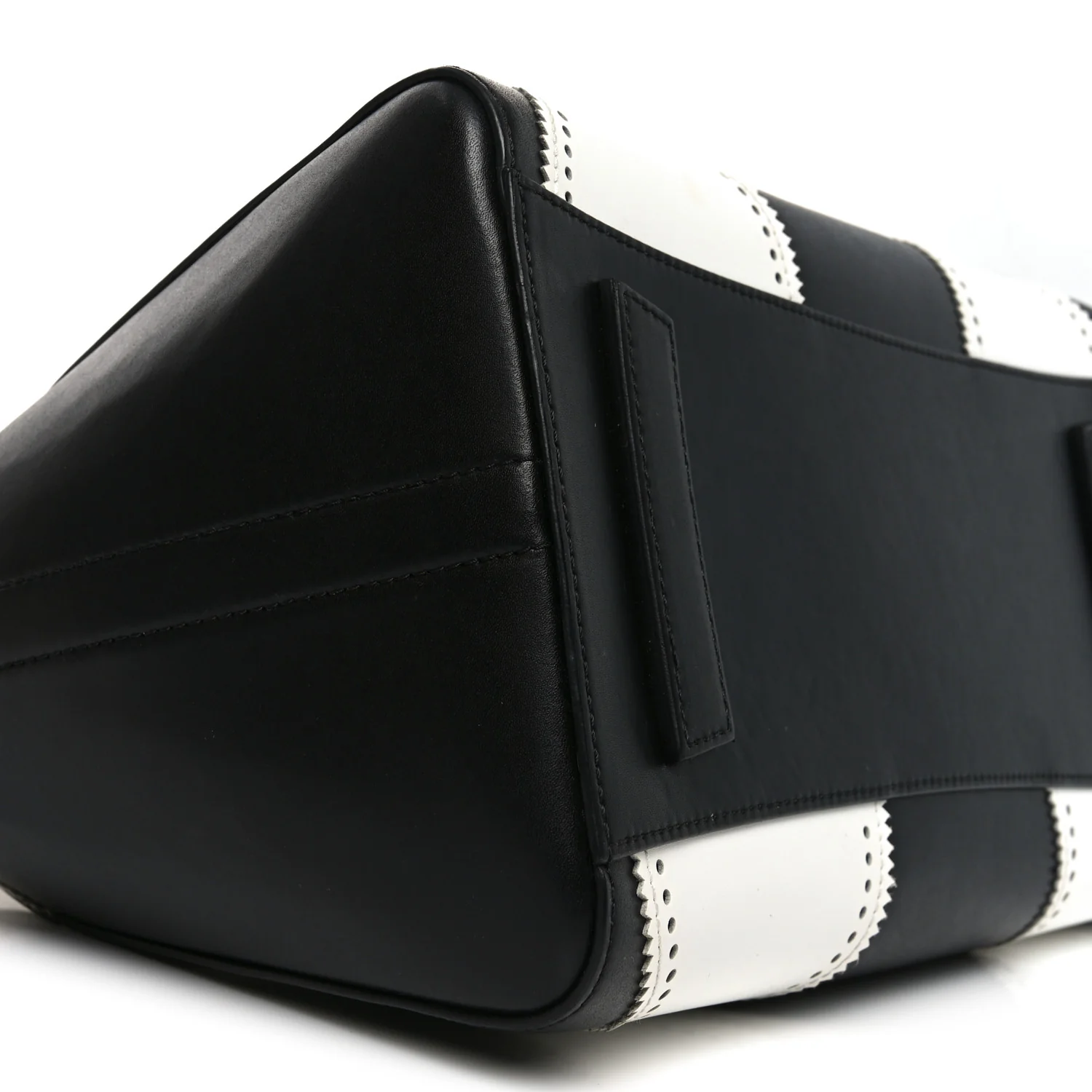 Calfskin Brogue Medium Antigona Black White - Image 9