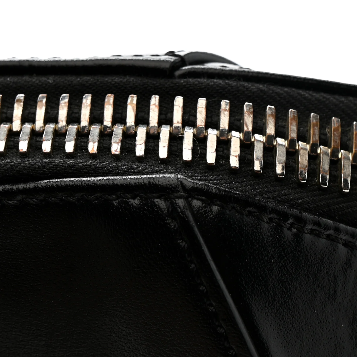 Shiny Lord Calfskin Medium Antigona Black - Image 12