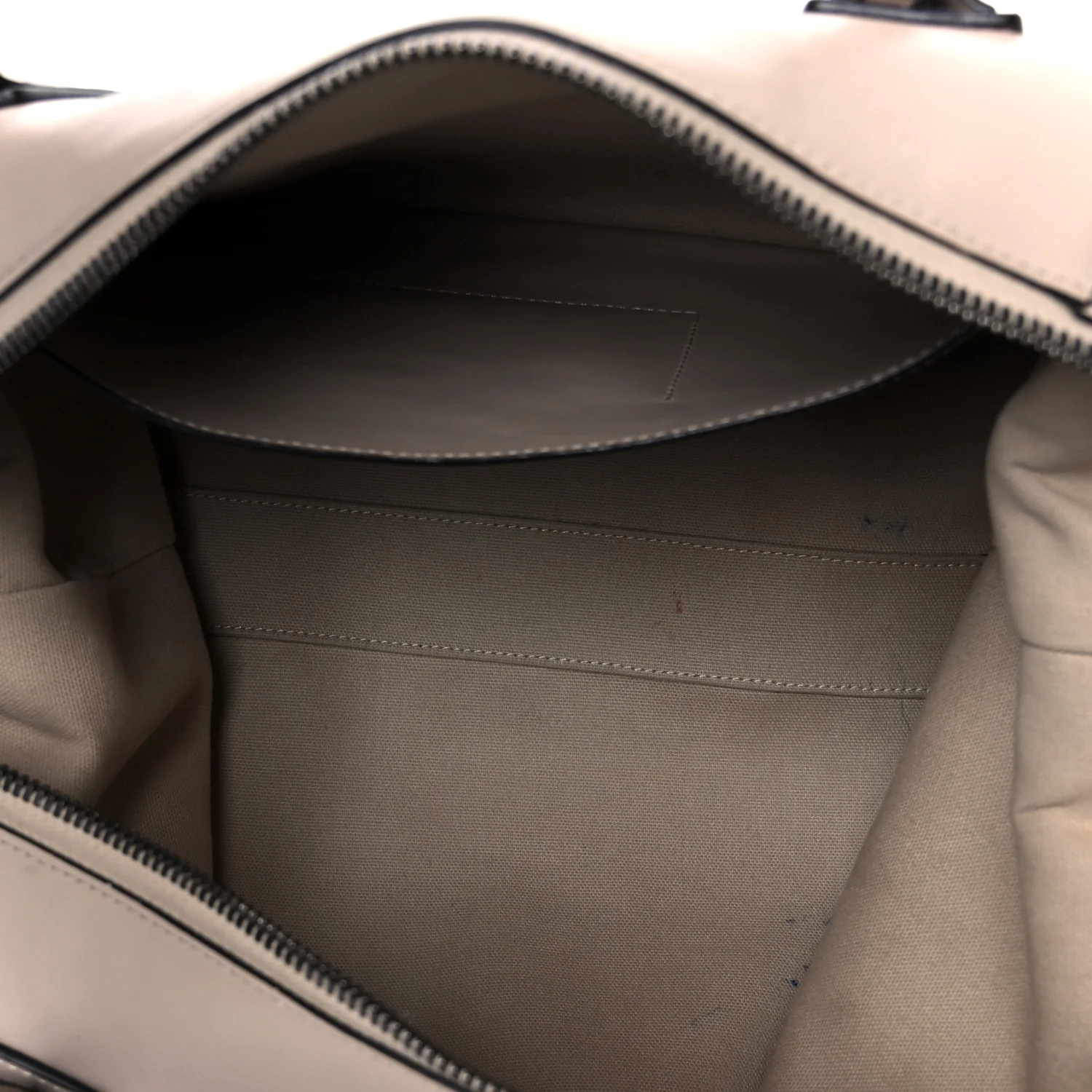 Soft Calfskin Medium Soft Antigona Dune - Image 5