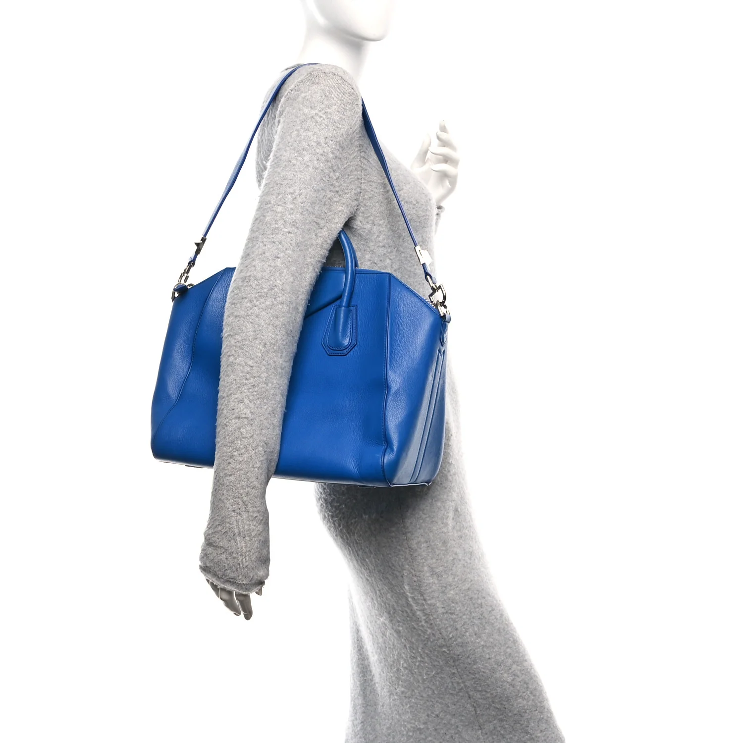 Sugar Goatskin Medium Antigona Bright Blue - Image 2