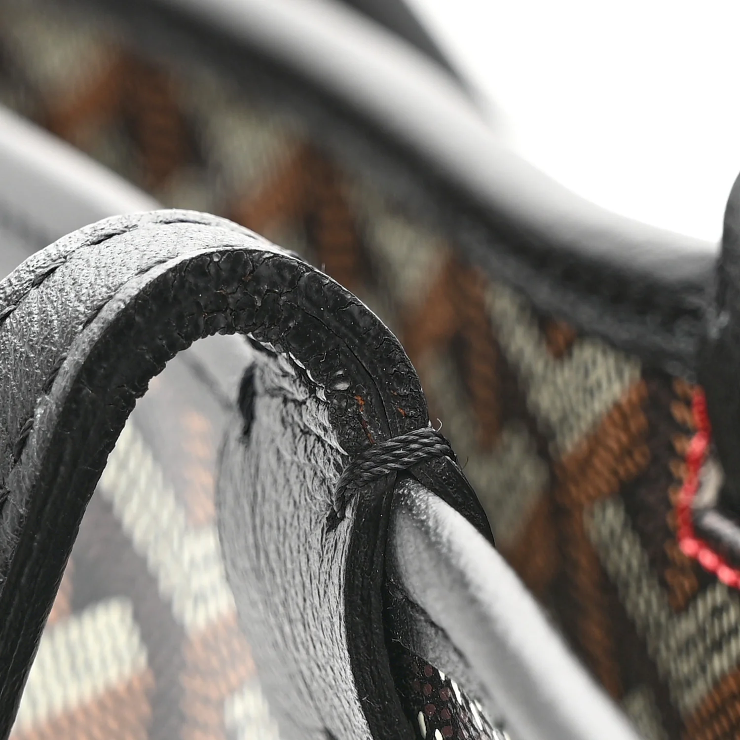 Goyardine Artois MM Black - Image 11