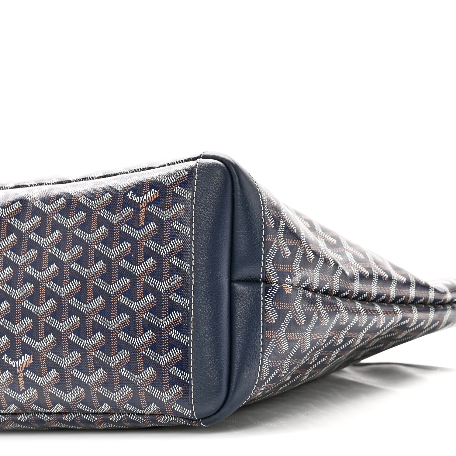 Goyardine Artois MM Navy - Image 10