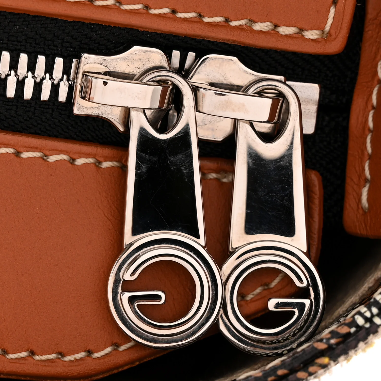 Goyardine Okinawa PM Black Gold - Image 12