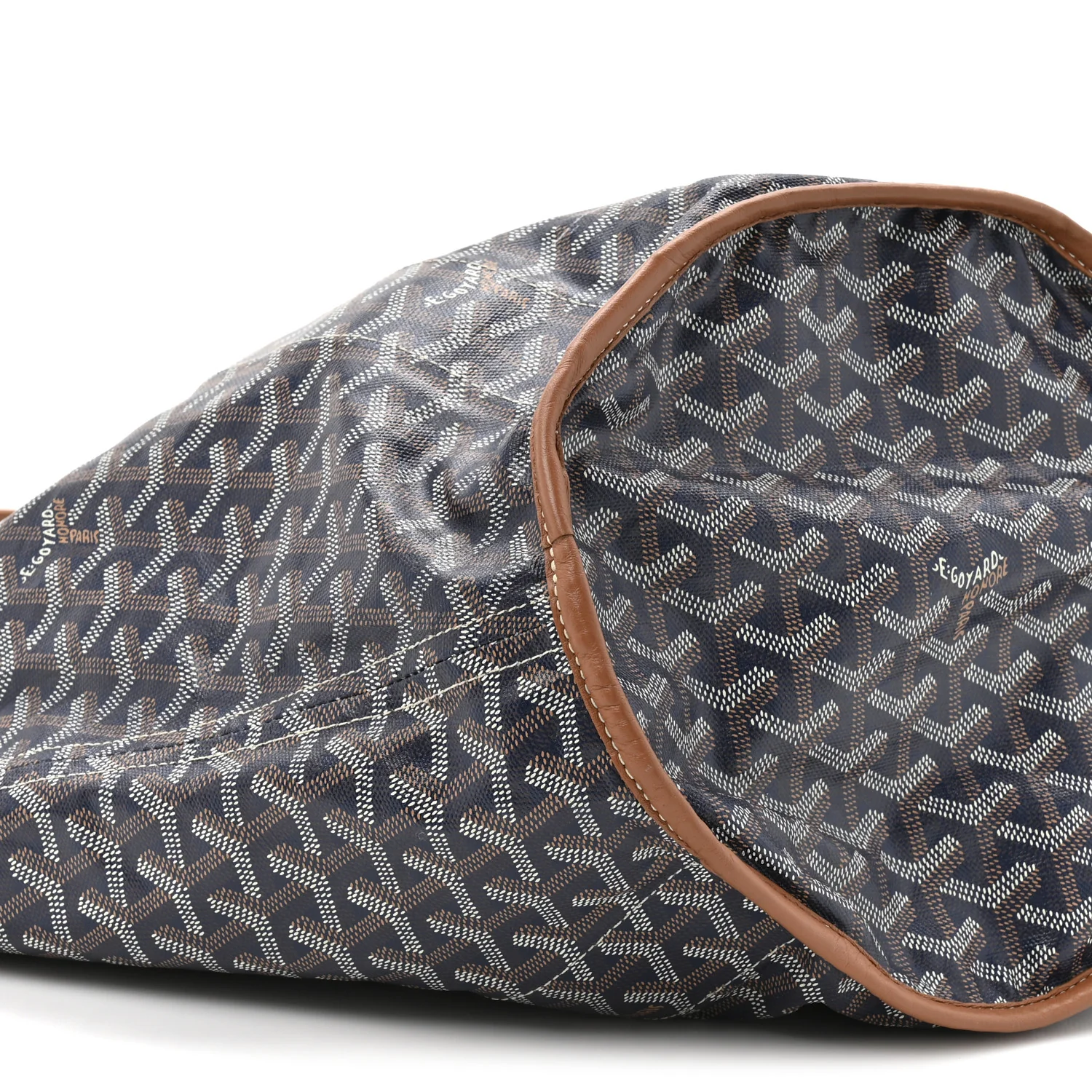 Goyardine Reversible Belharra Navy Gold - Image 14