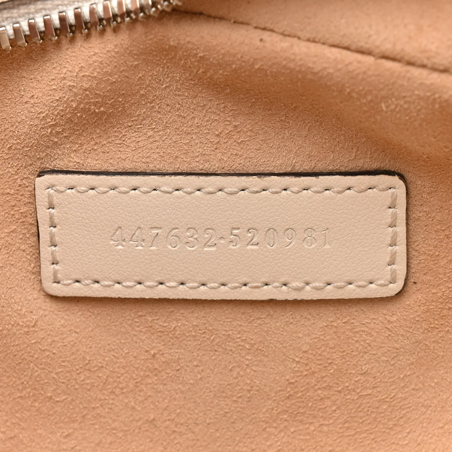 Calfskin Matelasse Aria Small GG Marmont Chain Shoulder Bag Mystic White - Image 13