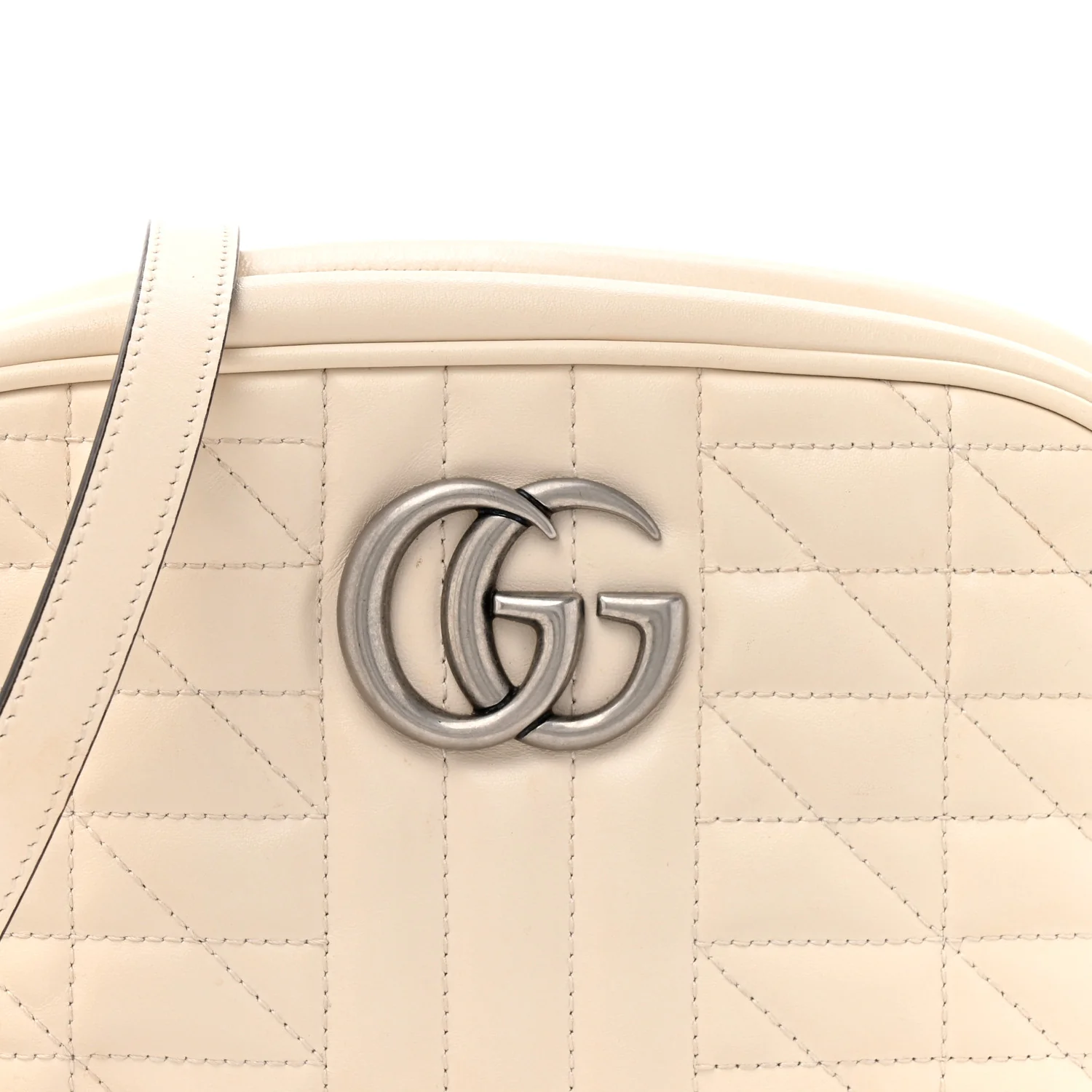 Calfskin Matelasse Aria Small GG Marmont Chain Shoulder Bag Mystic White - Image 14