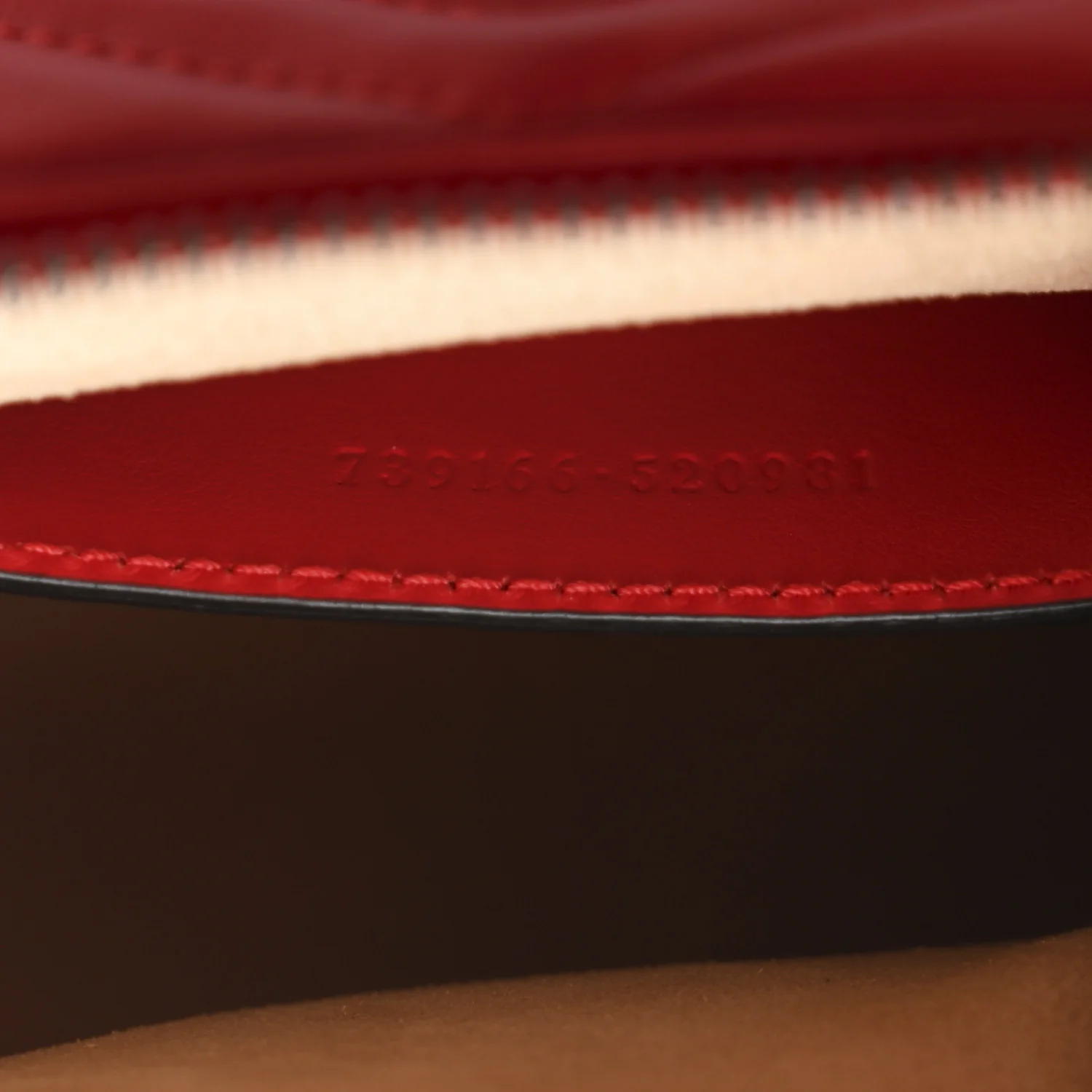 Calfskin Matelasse Chevron GG Marmont Sling Shoulder Bag Rosso - Image 7