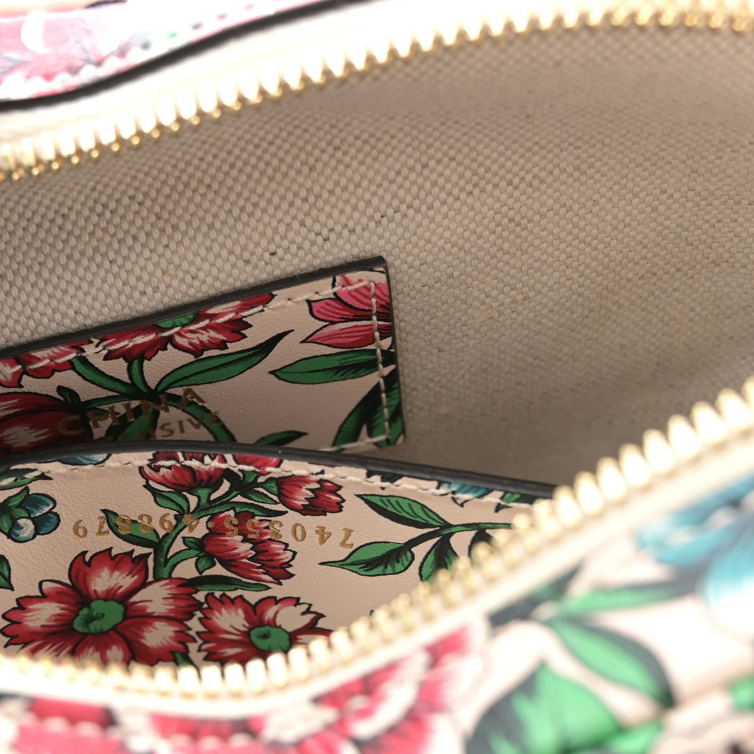 Calfskin Matelasse Diagonal Brit Roses Print Mini Interlocking G Heart Shoulder Bag White Multicolor - Image 13