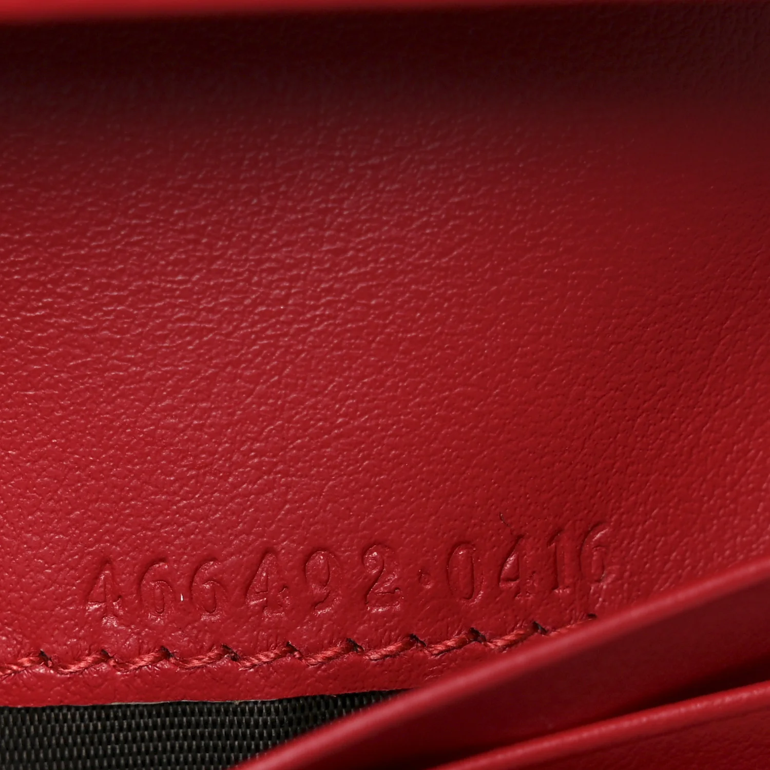Calfskin Matelasse GG Marmont Card Case Wallet - Image 7