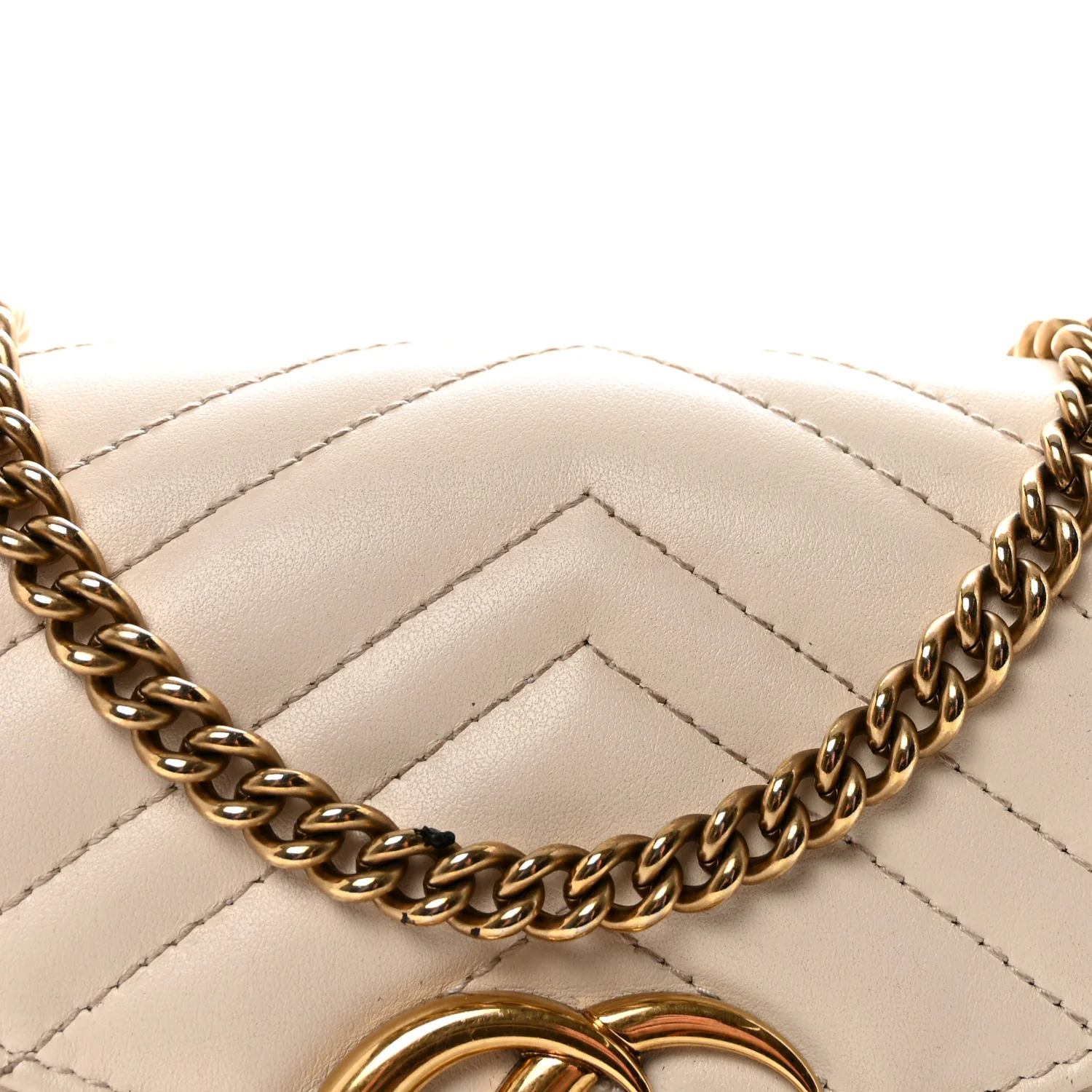 Calfskin Matelasse GG Marmont Chain Wallet Mystic White - Image 8