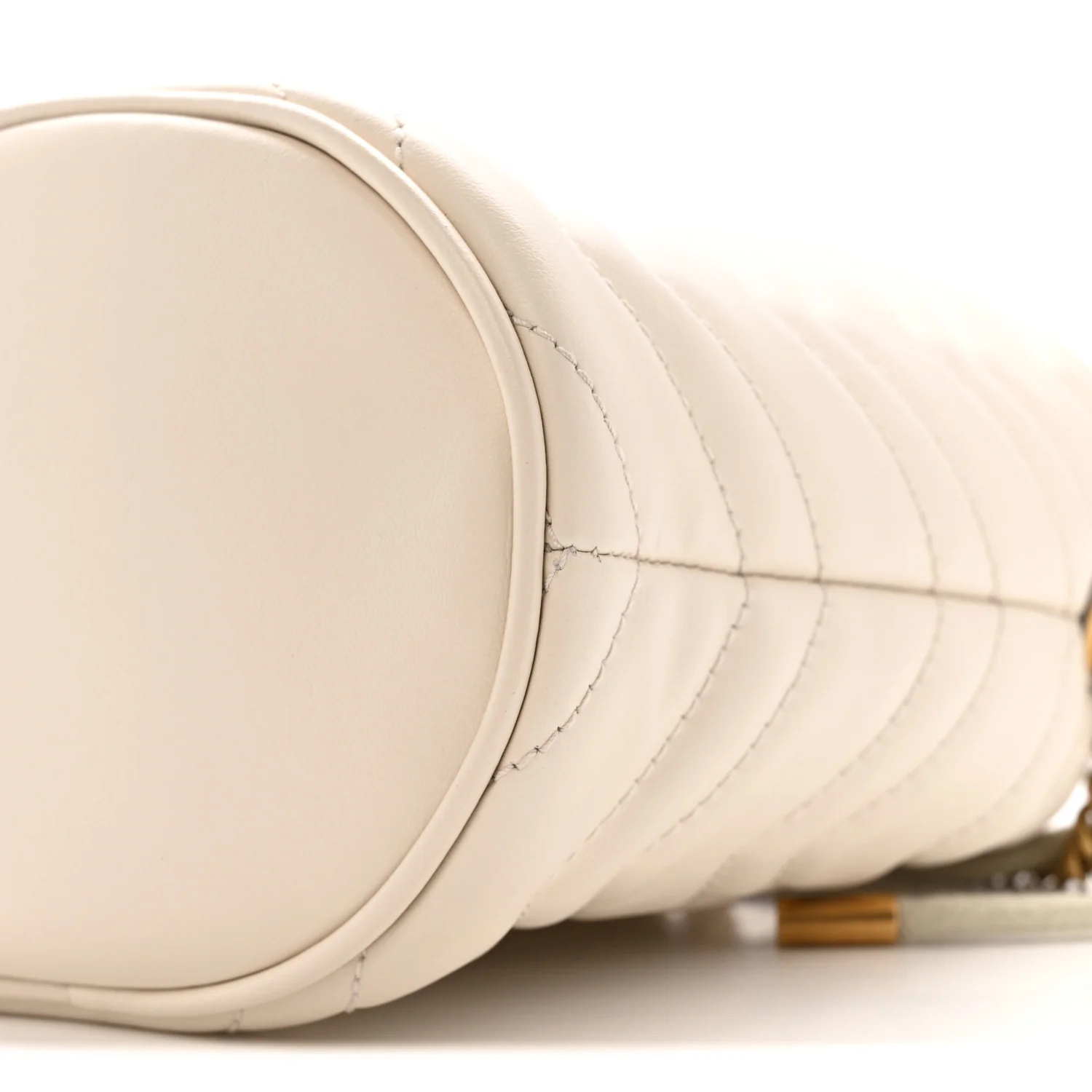 Calfskin Matelasse Mini GG Marmont 2.0 Bucket Bag White - Image 10