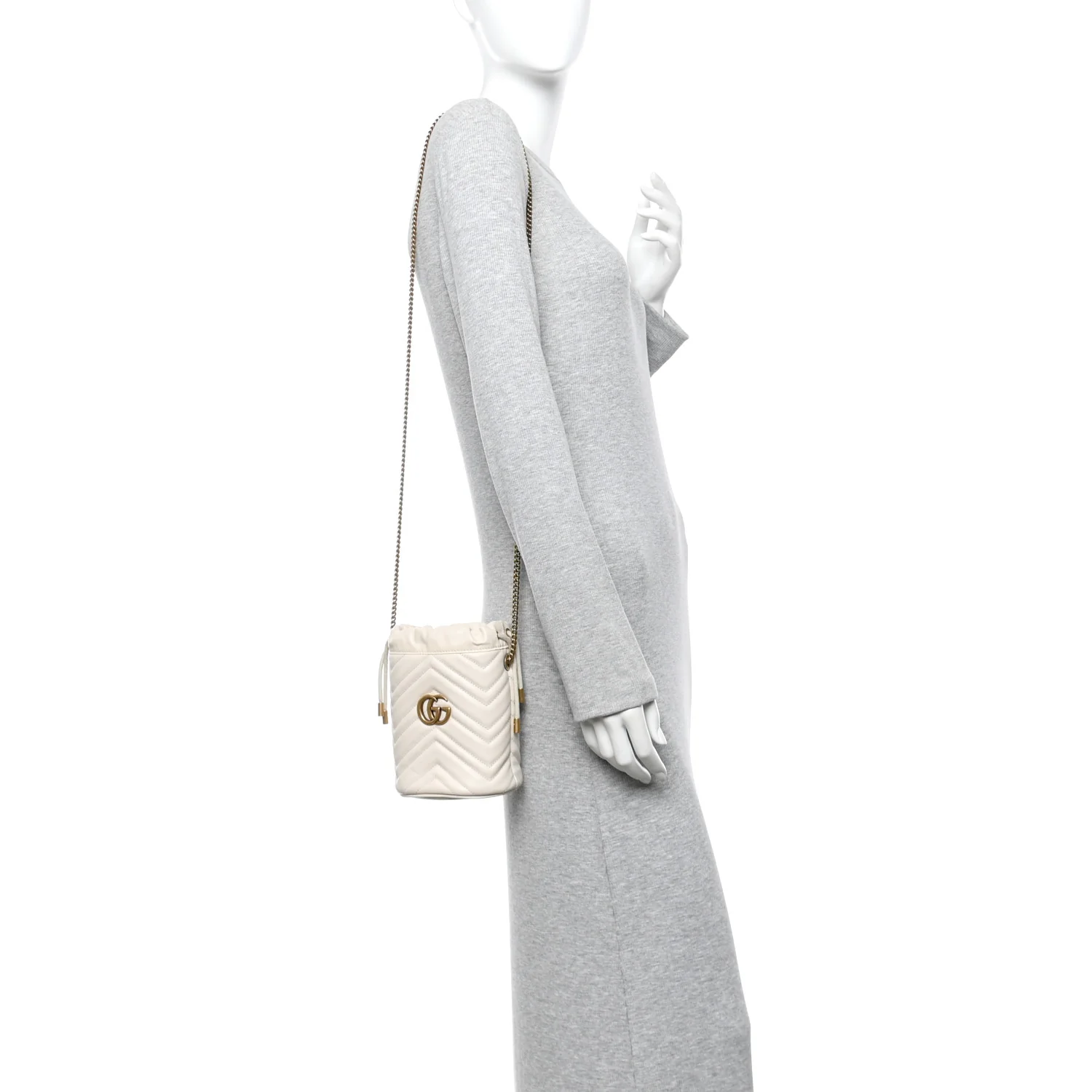 Calfskin Matelasse Mini GG Marmont 2.0 Bucket Bag White - Image 2