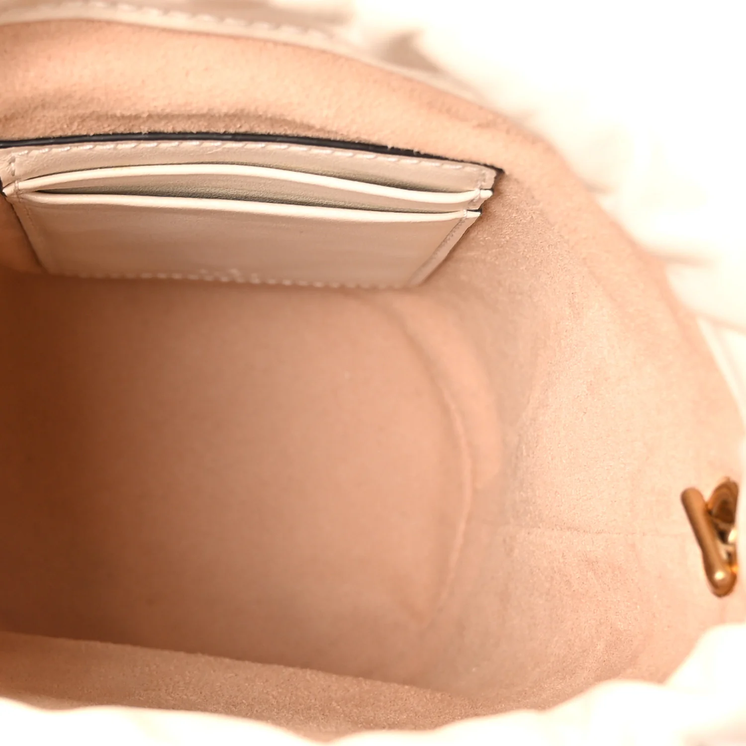 Calfskin Matelasse Mini GG Marmont 2.0 Bucket Bag White - Image 5