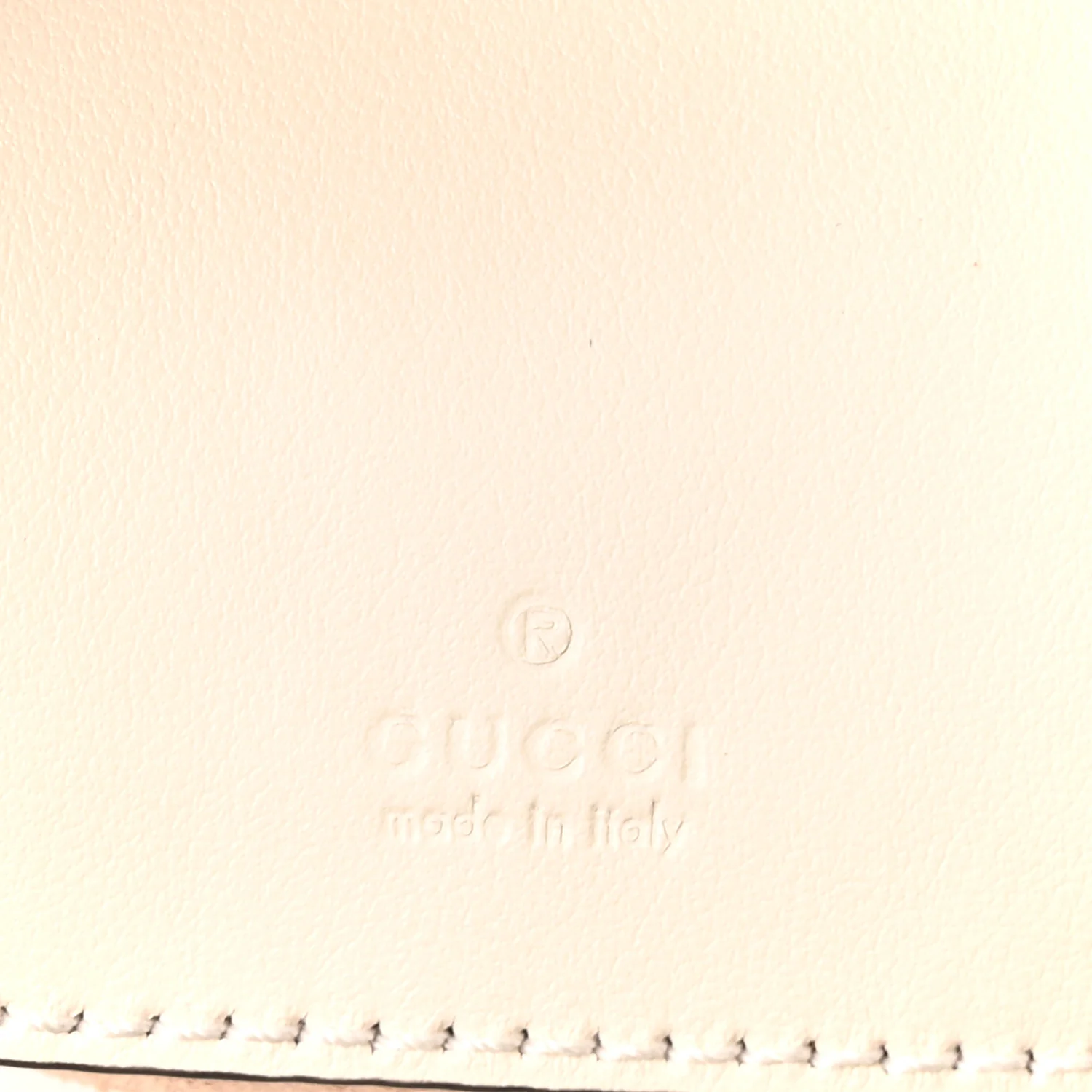 Calfskin Matelasse Mini GG Marmont 2.0 Bucket Bag White - Image 6