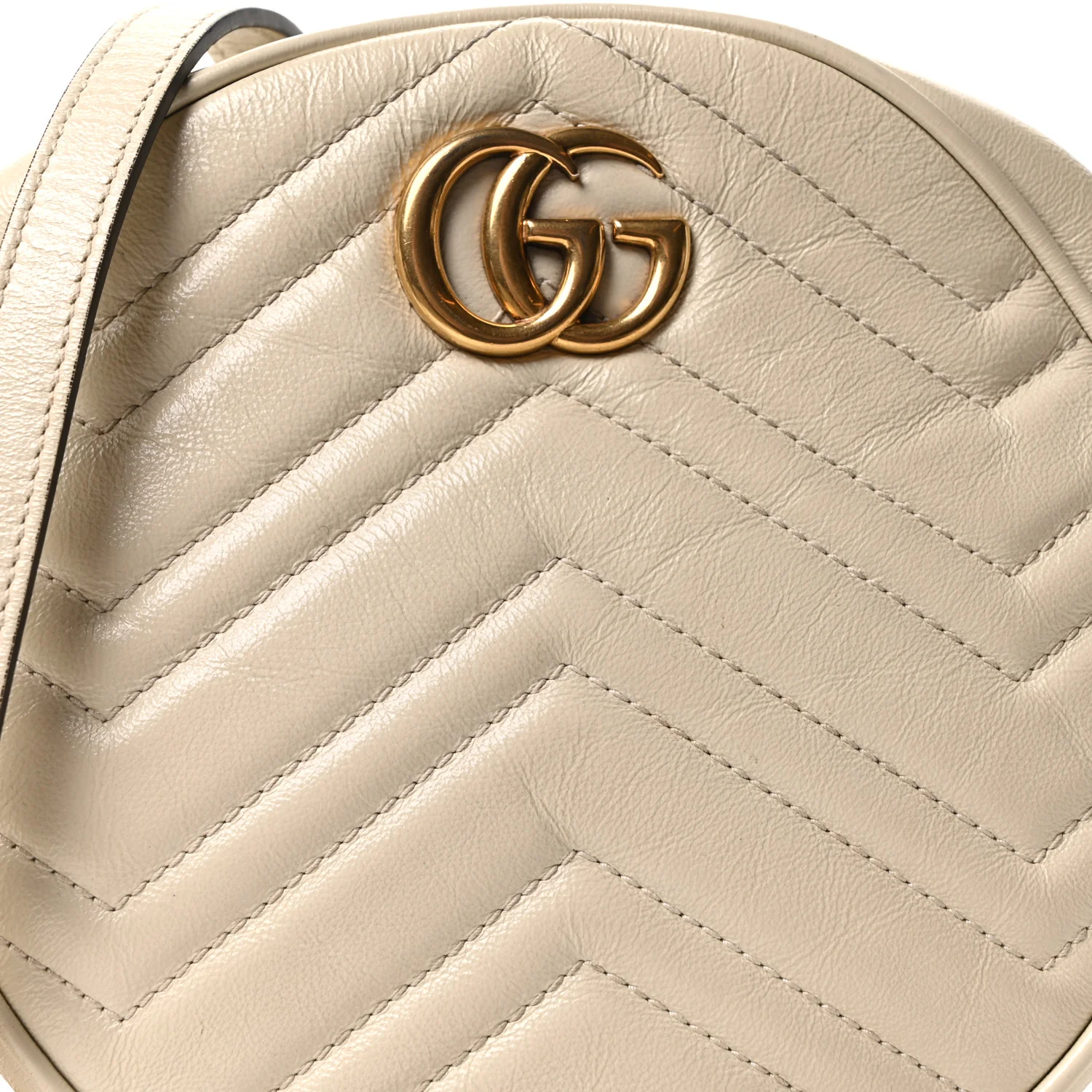 Calfskin Matelasse Mini GG Marmont Round Shoulder Bag White - Image 8